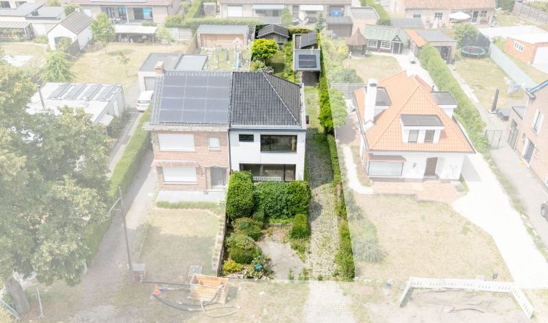 ()=>{if(producerUpdateValueVersion(node),producerAccessed(node),node.value===ERRORED)throw node.error;return node.value} Rozenstraat 128 - 9160 Lokeren