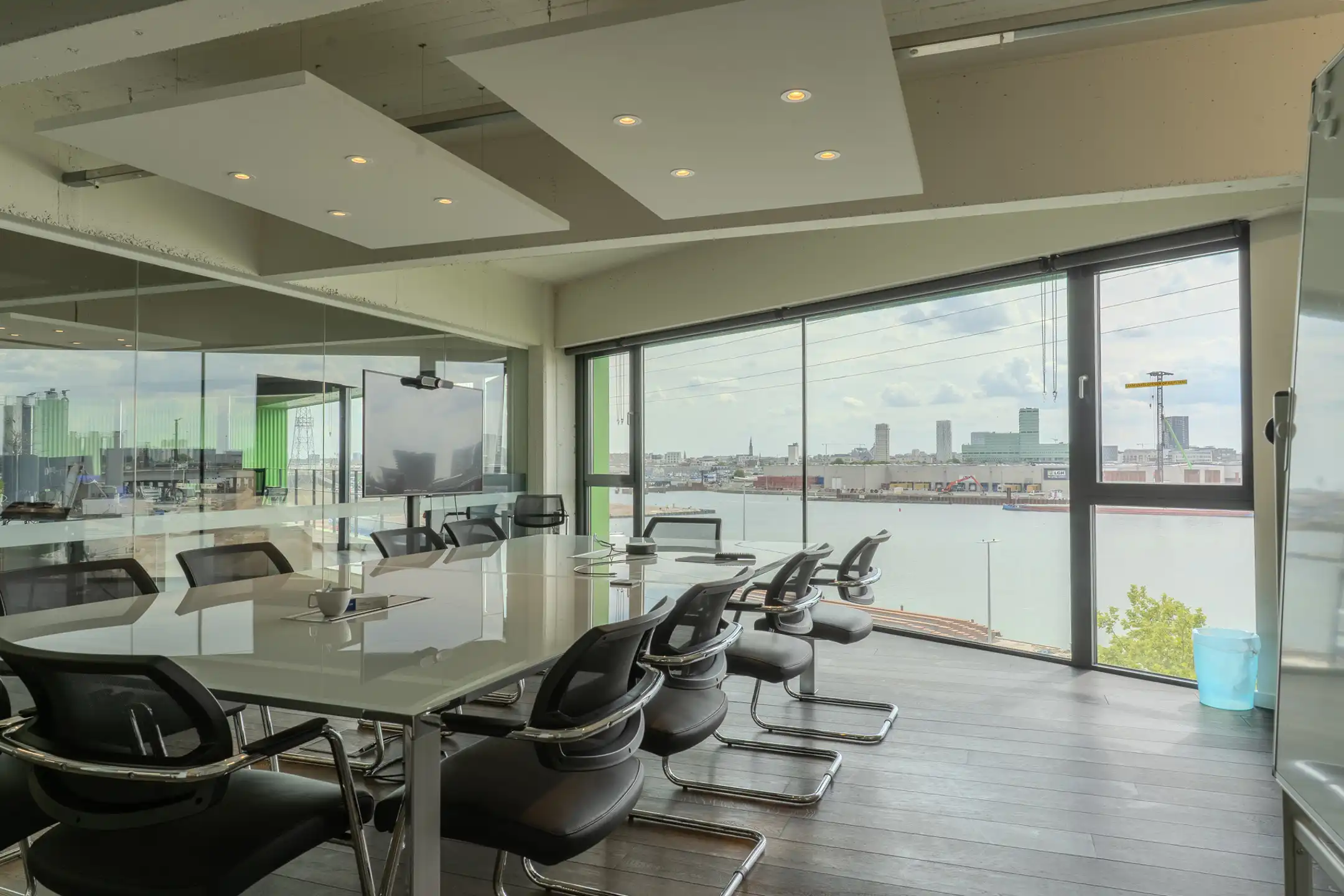 Te Huur Kantoor te Antwerpen - Vlakbij Metropolis foto 12