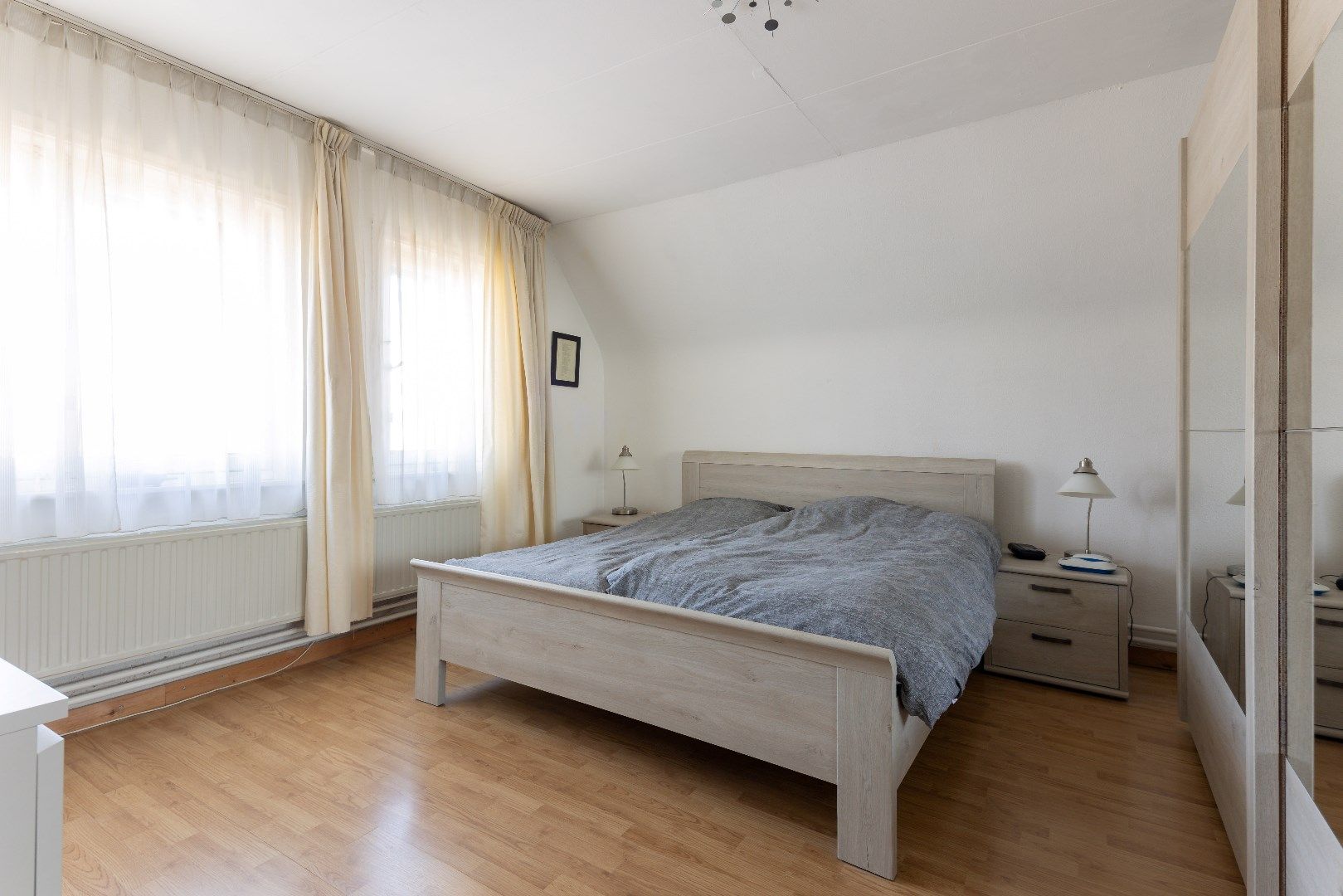 Ruime woning op een prachtig perceel te koop! foto 13