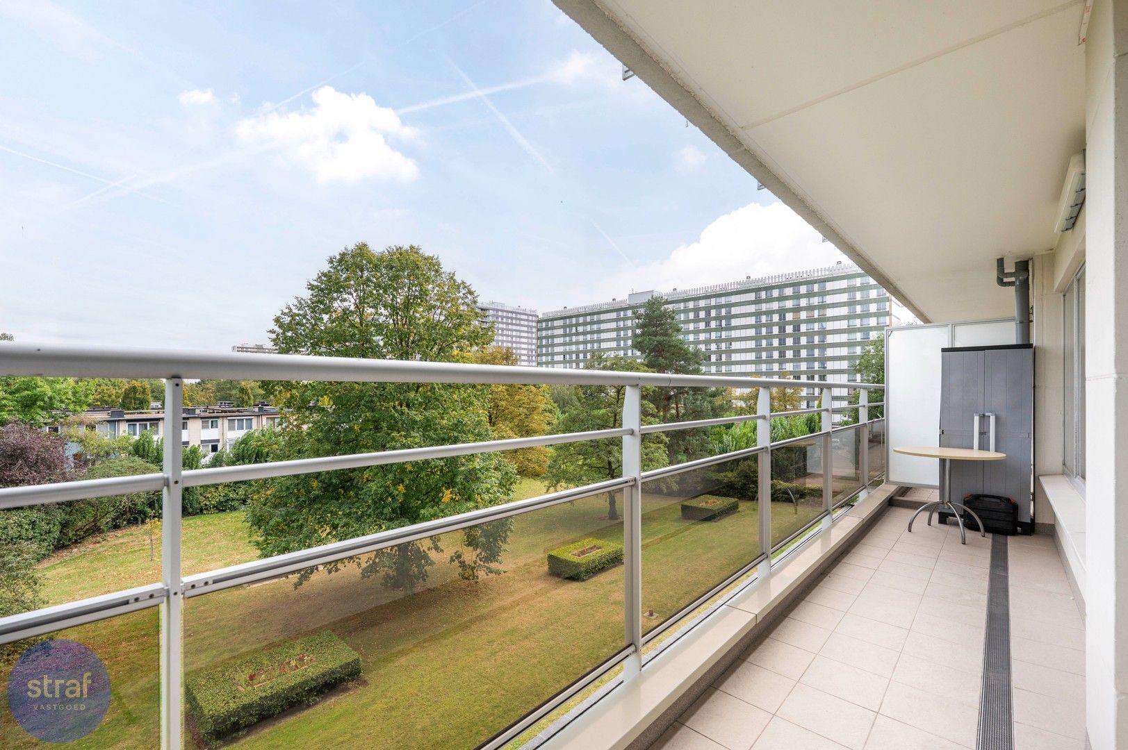 Ruim 3 slpk appartement op Linkeroever foto 13