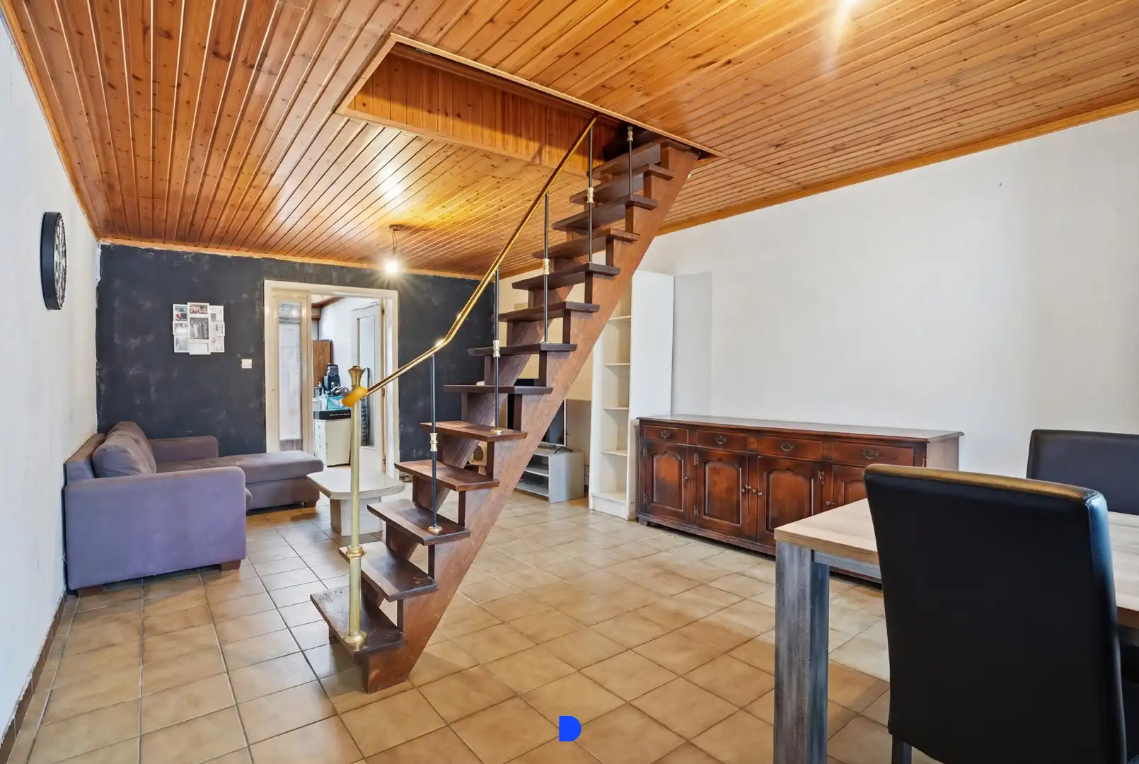 Centraal gelegen rijwoning foto 5