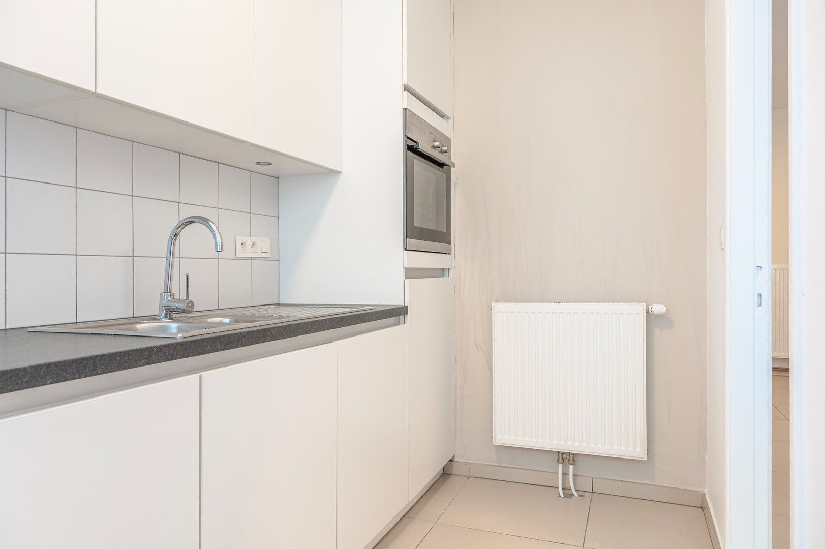 Instapklaar 1 slaapkamer appartement foto 8