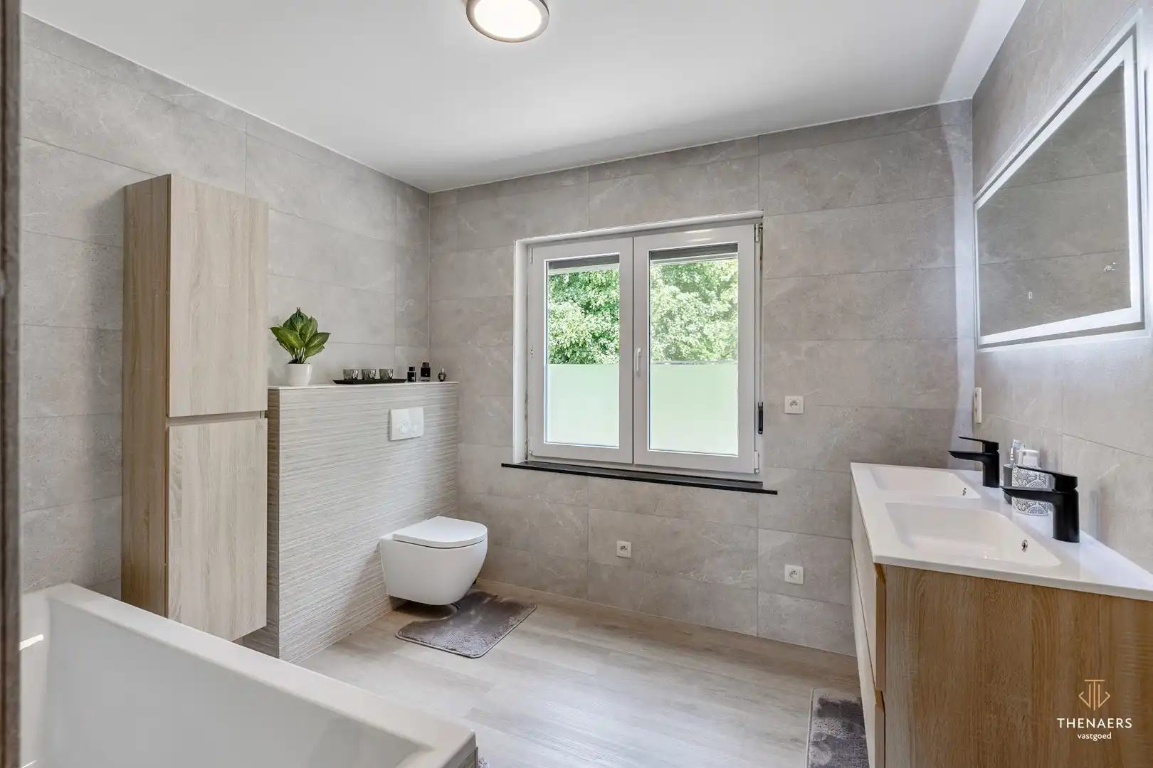Instapklare woning met 4 slaapkamers op een rustige ligging nabij het kasteel van Duras. foto 23
