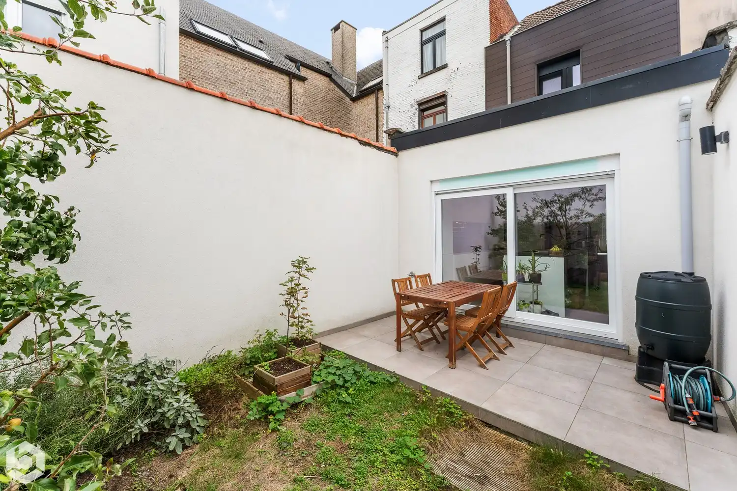 Recent gerenoveerde woning met 3 slpkrs en garagebox foto 15