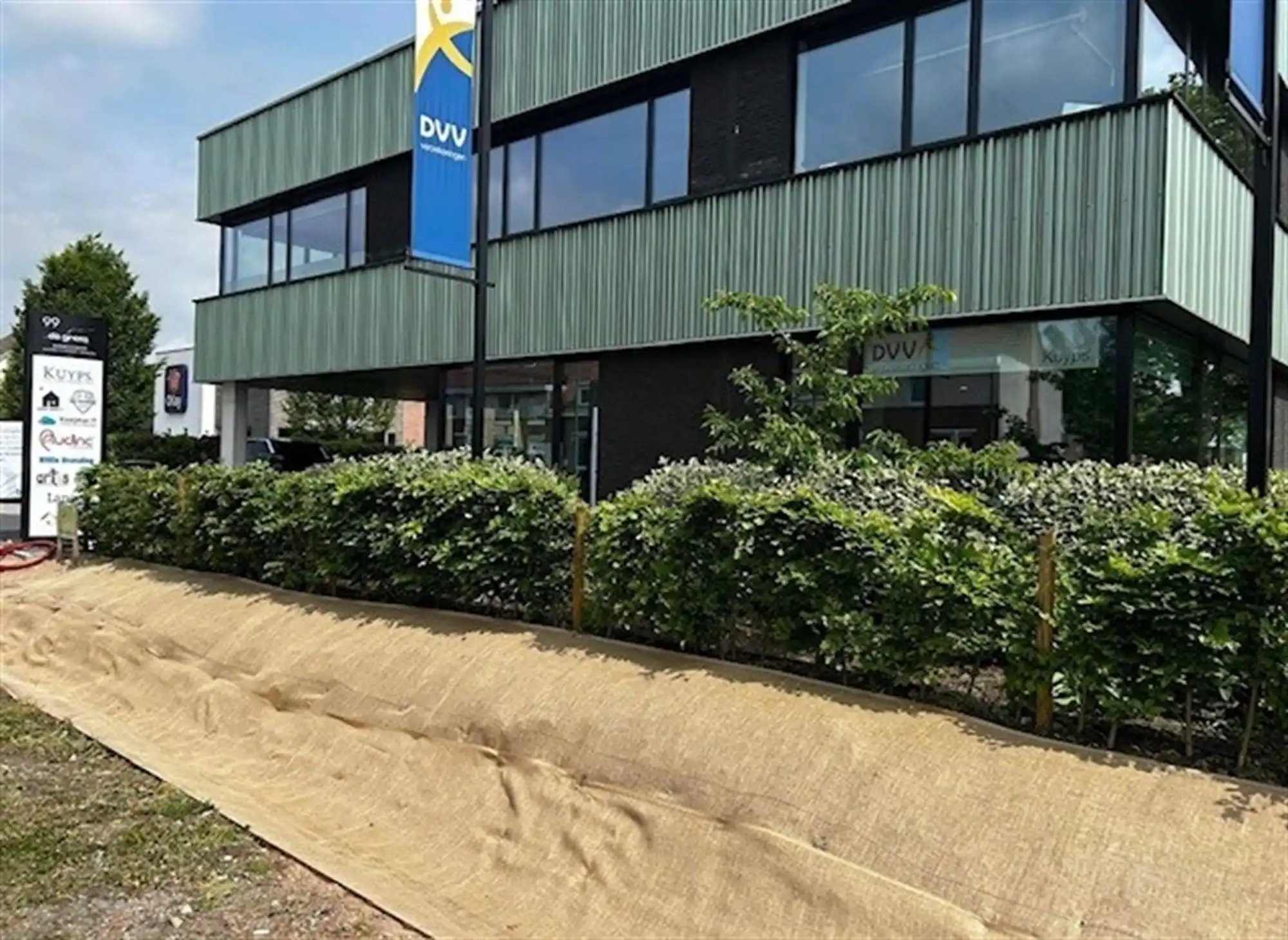 JOUW ONDERNEMING IN DE GRENS BUSINESS ?  foto 2