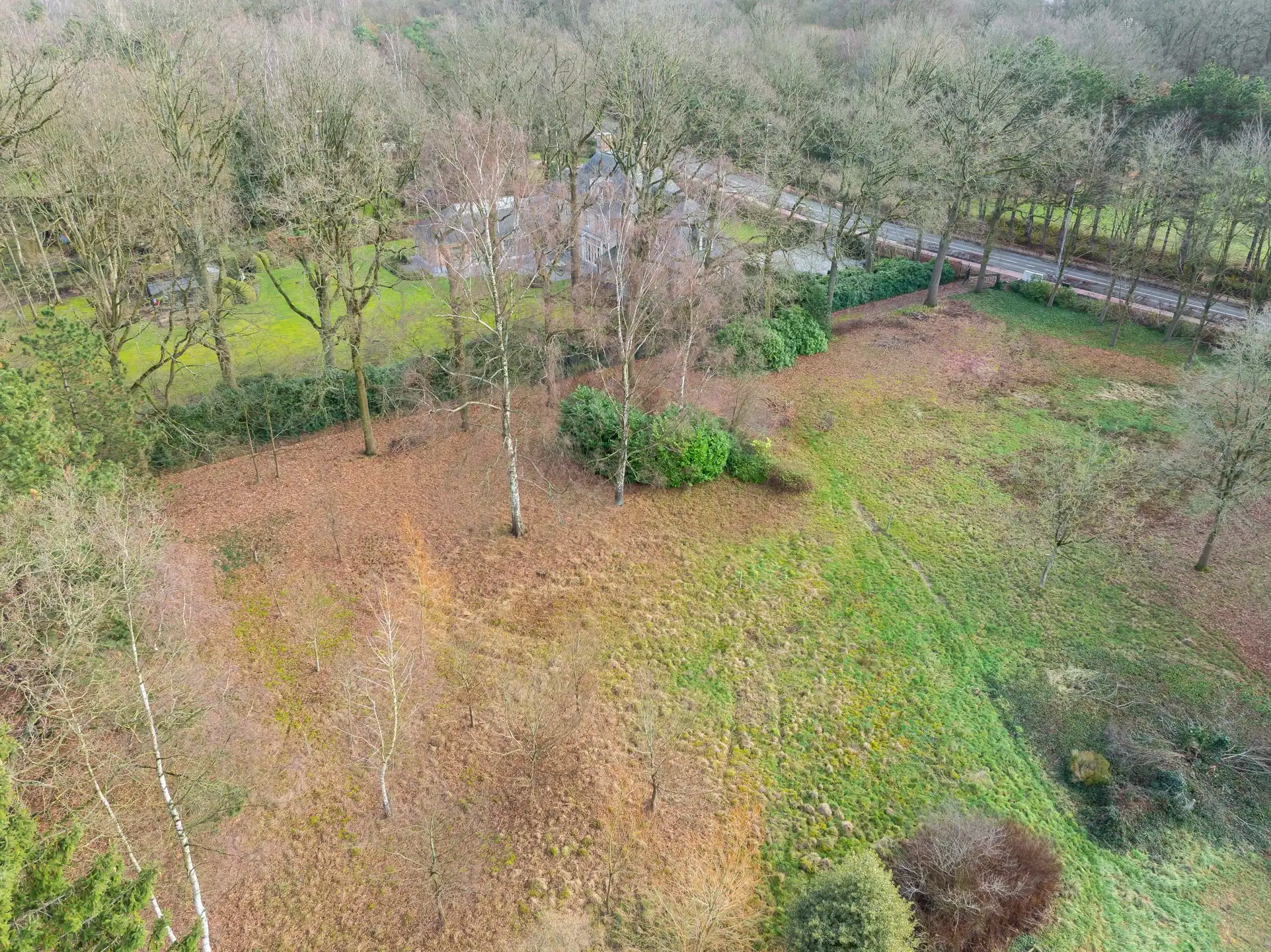 Centraal gelegen villagrond van 3.010 m2  foto 6