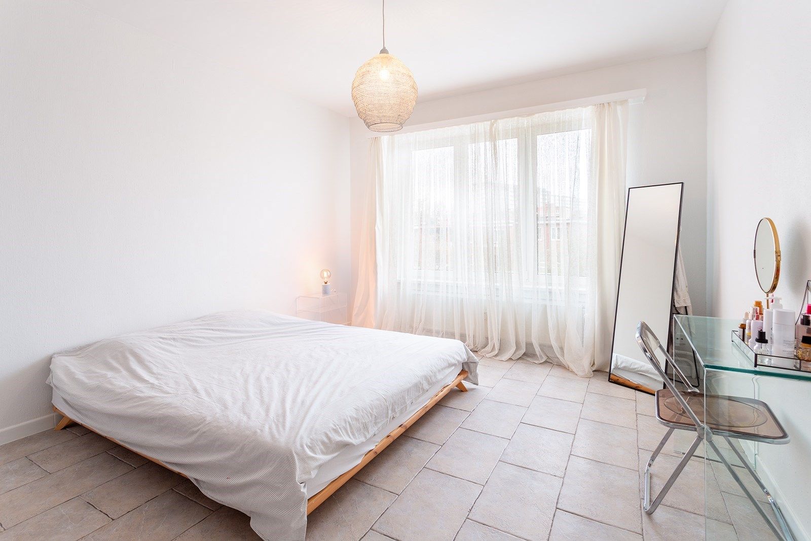 Gerenoveerd 2-slaapkamerappartement   foto 12