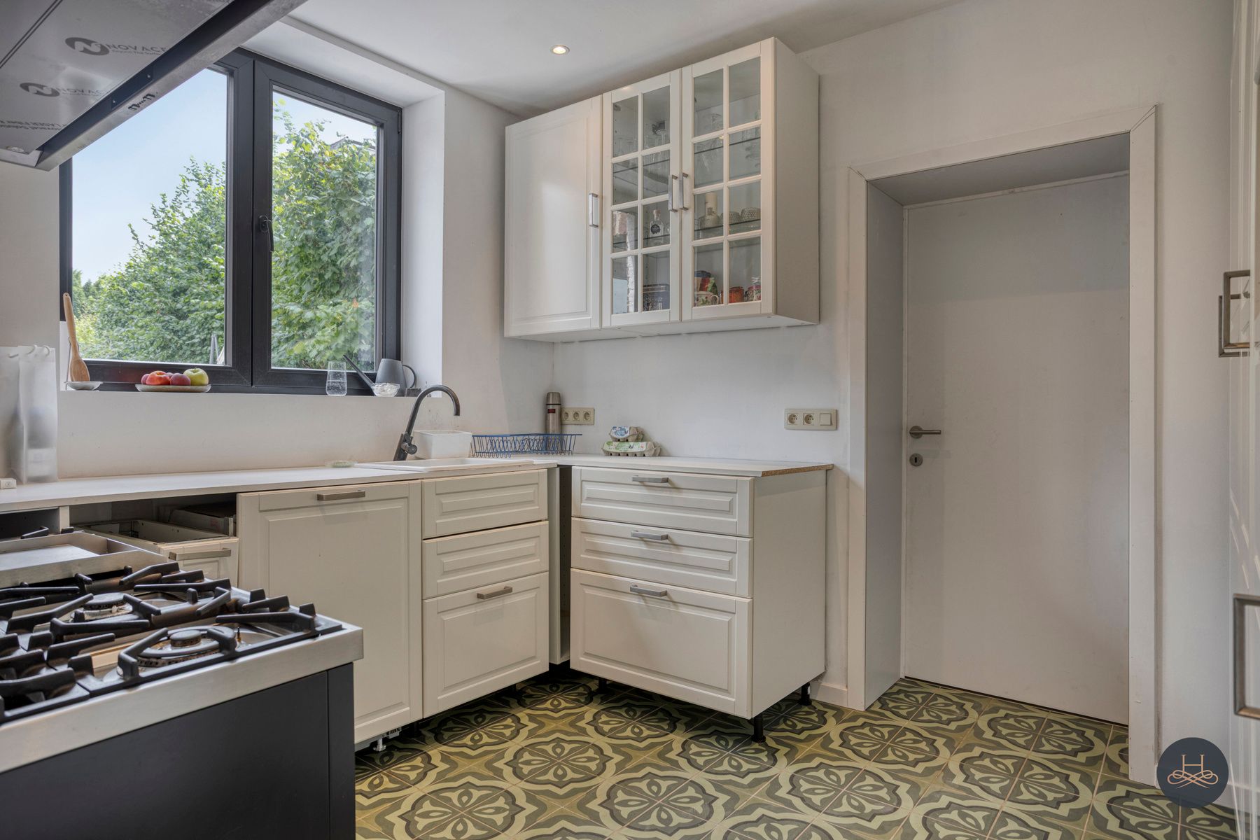 Pas gerenoveerde woning op een aangename locatie foto 12