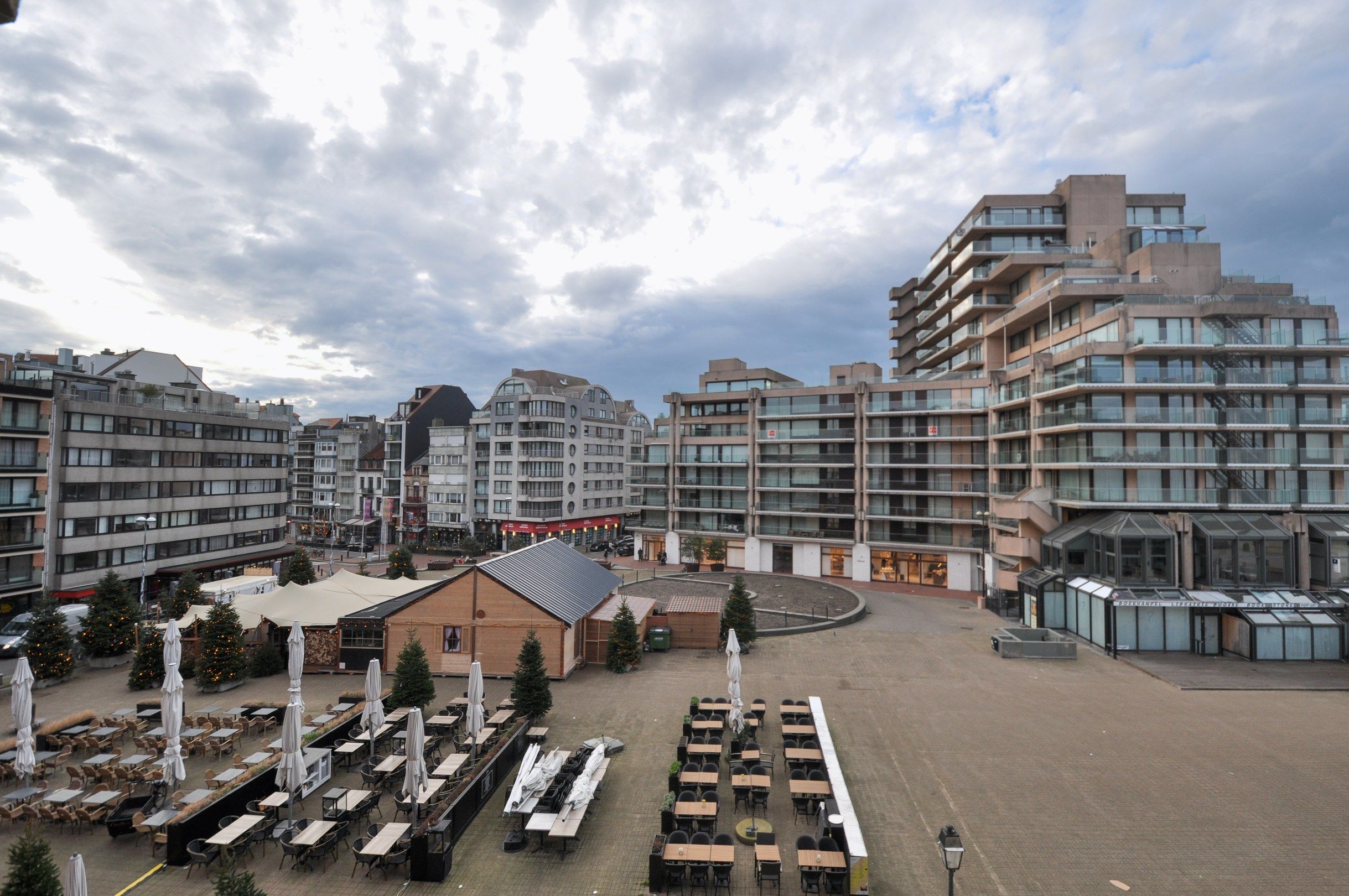 Ruim appartement met zijdelings zeezicht te Knokke foto 2