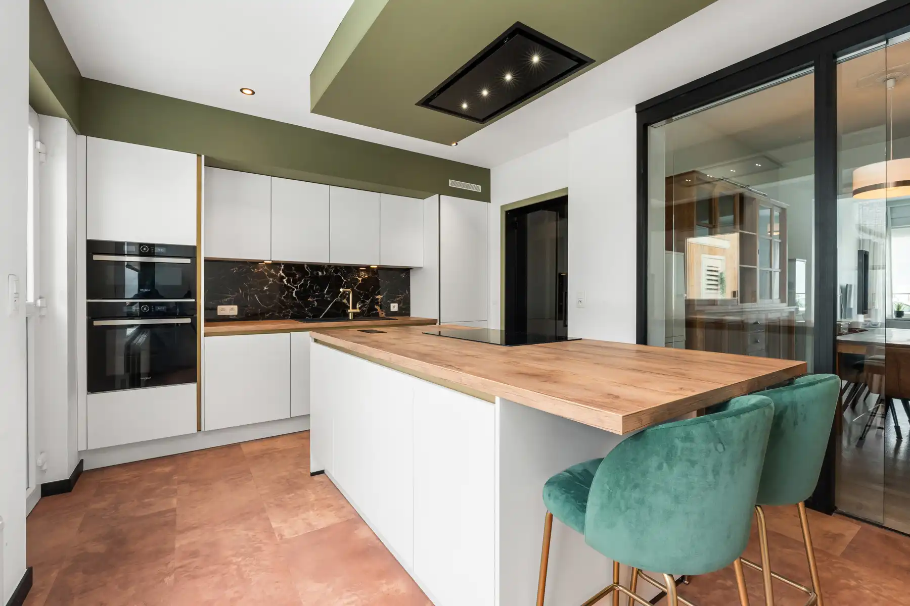 Instapklare gezinswoning met 5 slaapkamers en tuin foto 6