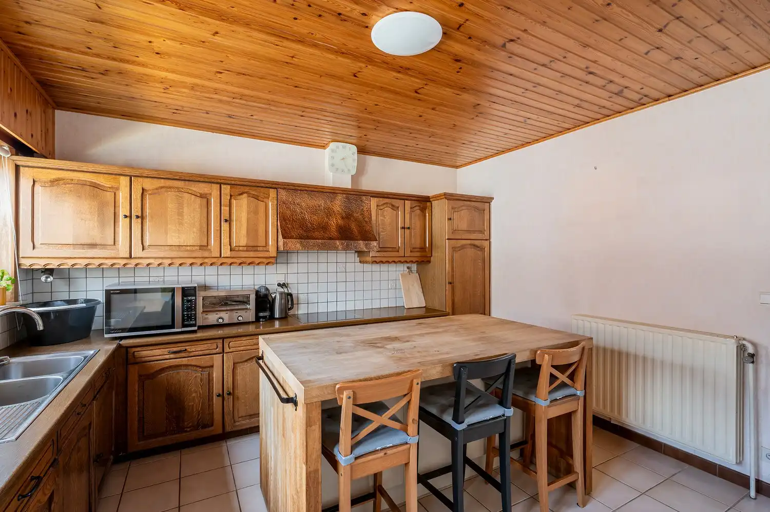 Instapklare open bebouwing op een ruim perceel van 1.185 m², landelijk gelegen met een prachtig vrij uitzicht aan de achterzijde. foto 16