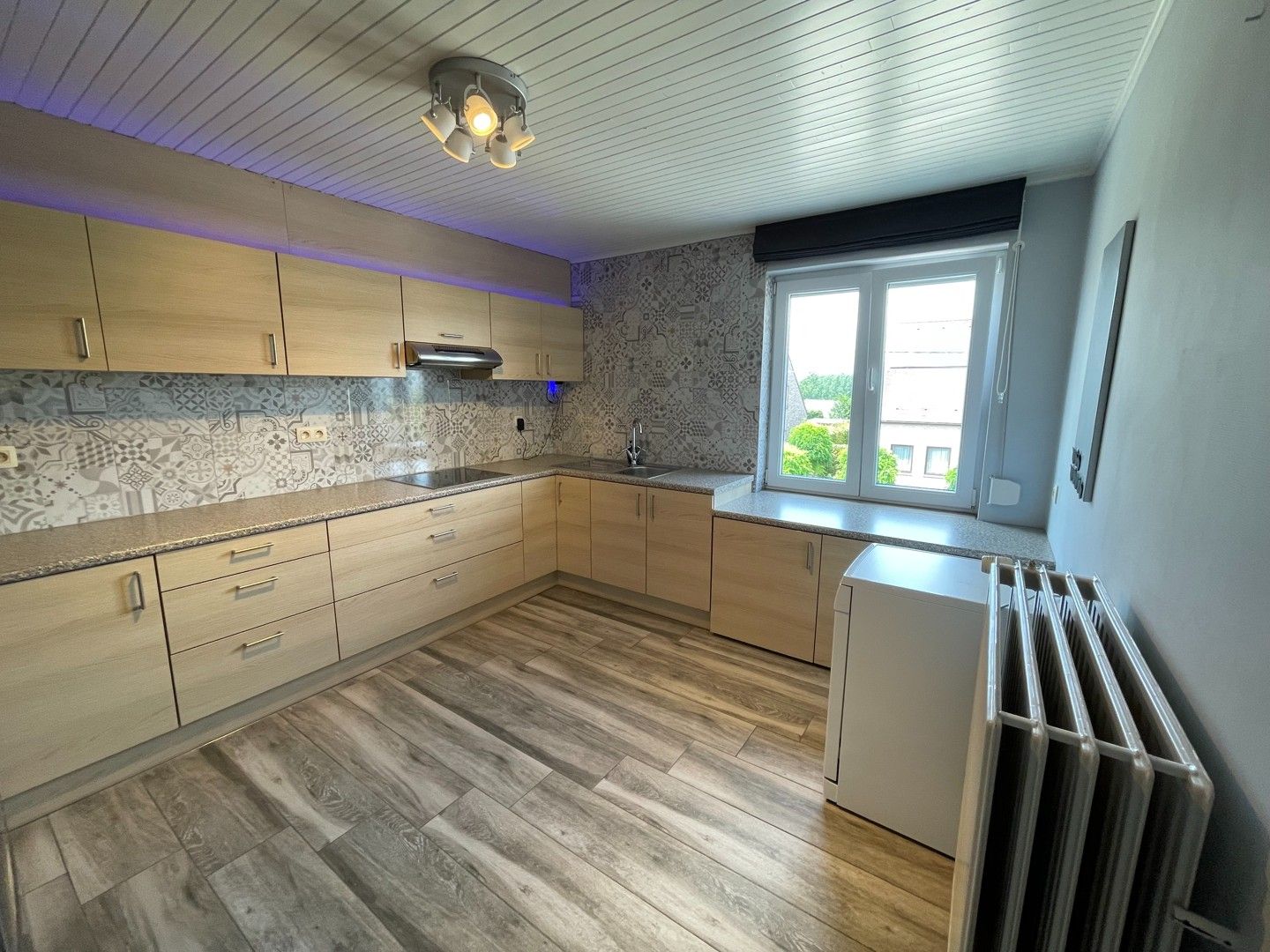 Mooi instapklaar appartement met 3 slaapkamers, ruim terras en tuintje gelegen in Waltwilder. foto 6