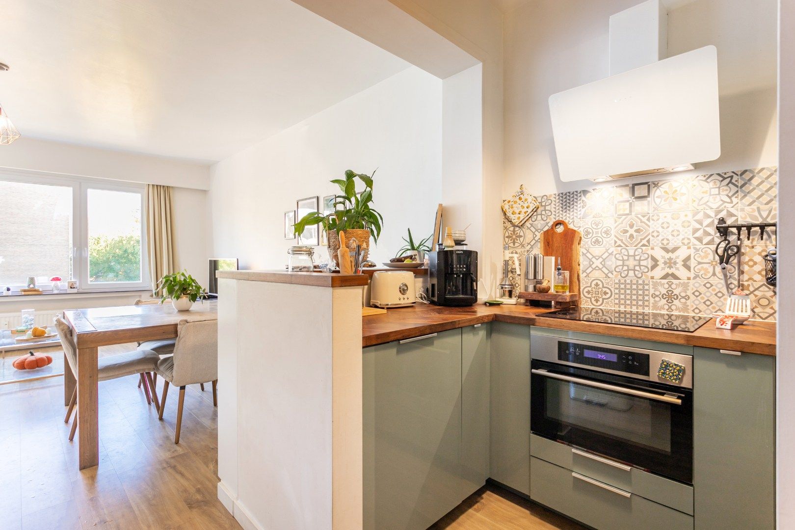 Appartement met 1 slaapkamer + bureau, balkon en gemeenschappelijke tuin op wandelafstand van het Ter Kamerenbos foto 4