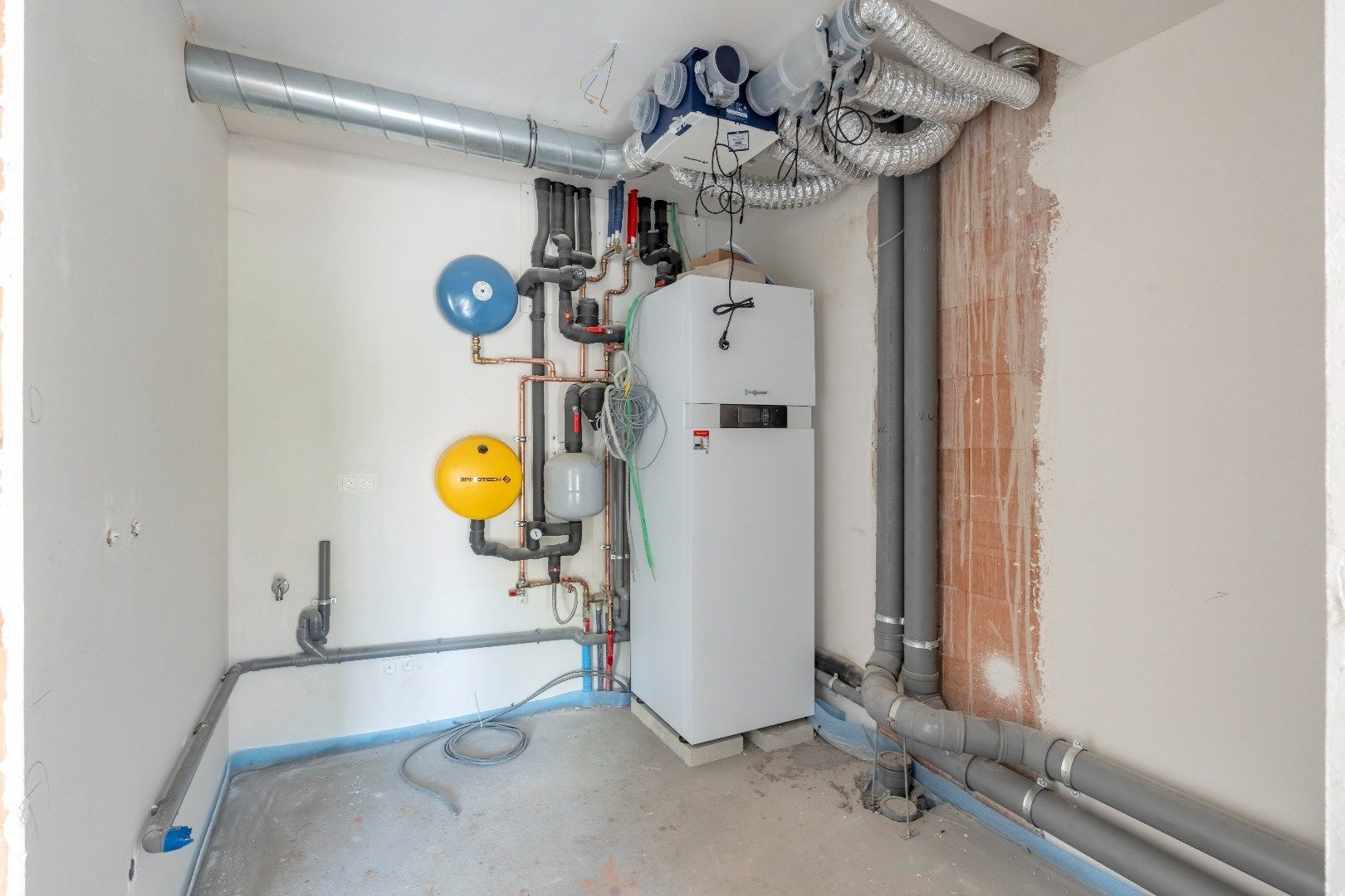 Bel-étagewoning met twee slaapkamers en inpandige garage - reeds 70% VERKOCHT foto 12