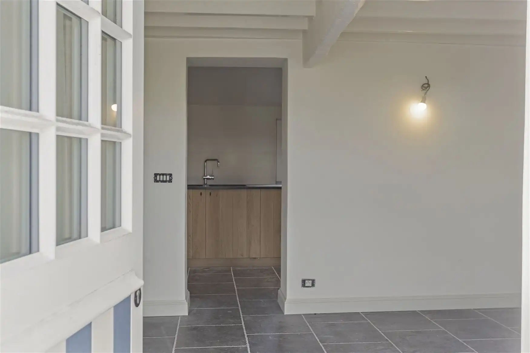 Woning met charmante uitstraling foto 2