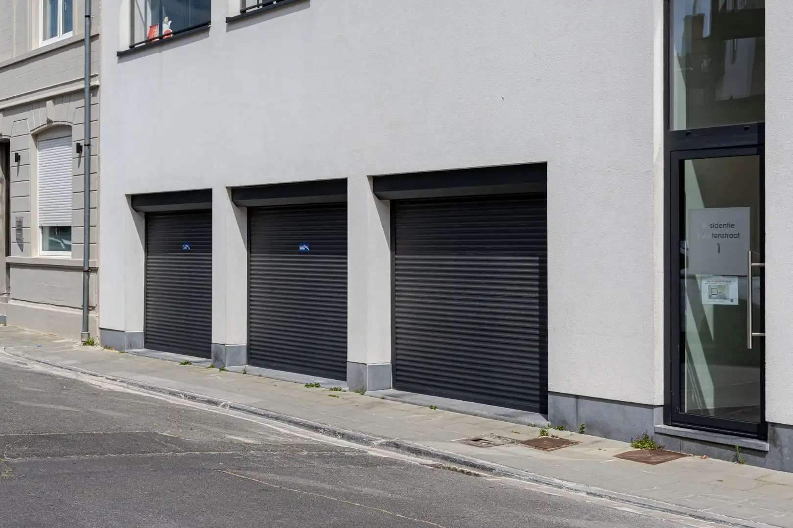 Recent hoekappartement met 2 slaapkamers, terras, berging en autostaanplaats in Menen foto 14
