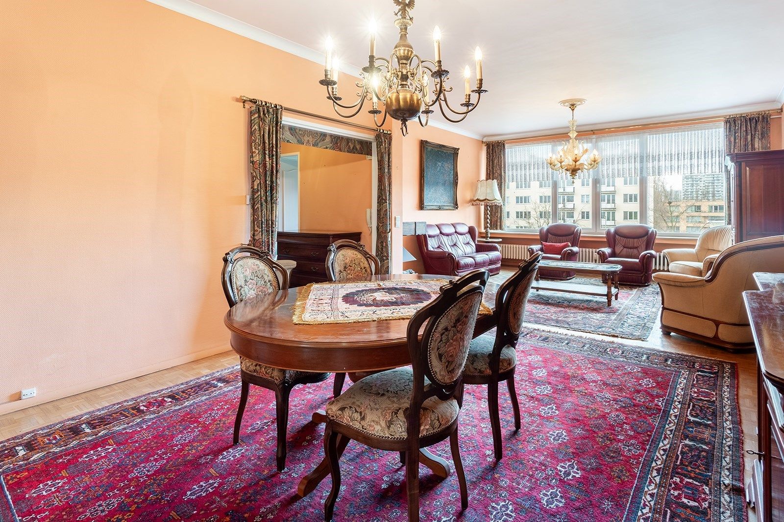 Prima onderhouden en ruim 3-slaapkamer appartement (115 m²)!  foto 5