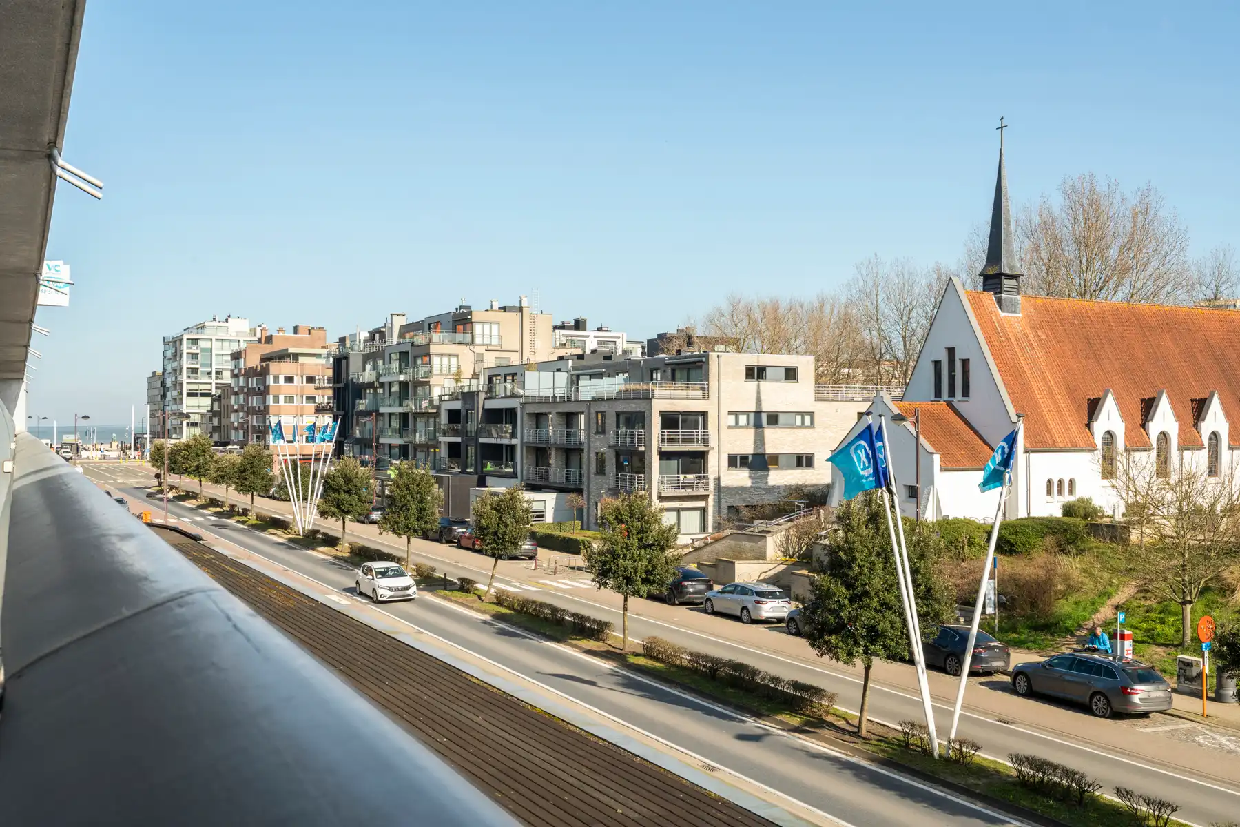 Instapklaar appartement in hartje Oostduinkerke-Bad foto 16