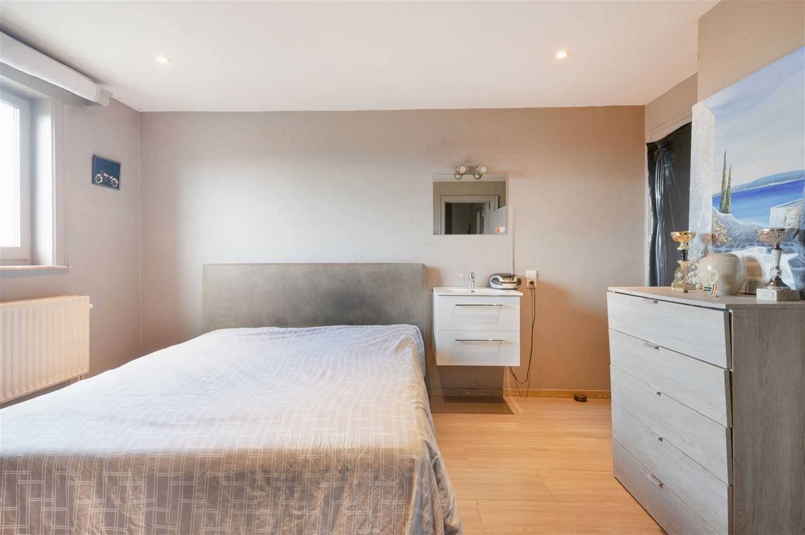 Polyvalente villa met  zeer grote loods foto 21