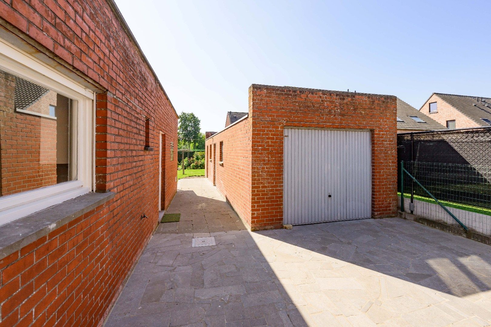 CHARMANTE ALLEENSTAANDE WONING MET 3 SLPKS | GARAGE & TUIN  foto 21