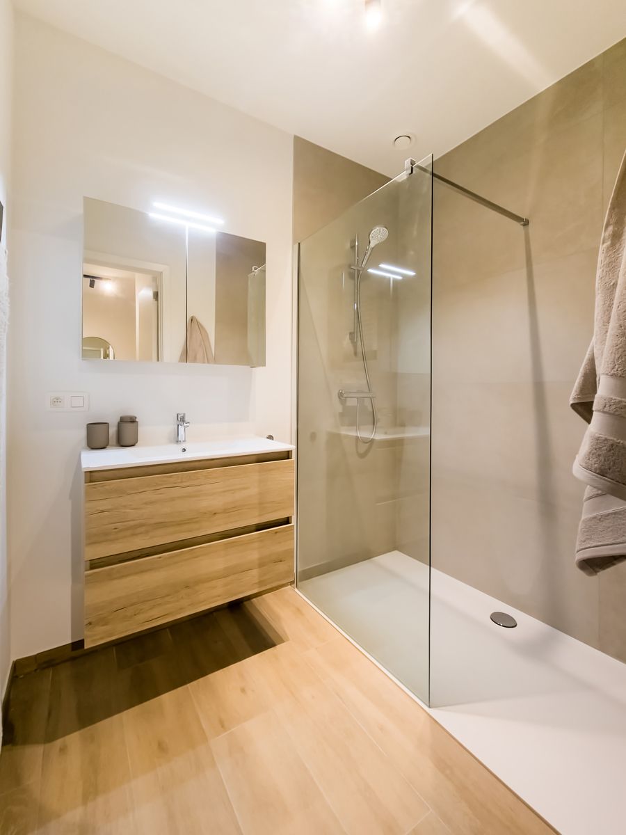 Rustig, gemeubeld en comfortabel 2slpk app. met mooi terras  foto 13