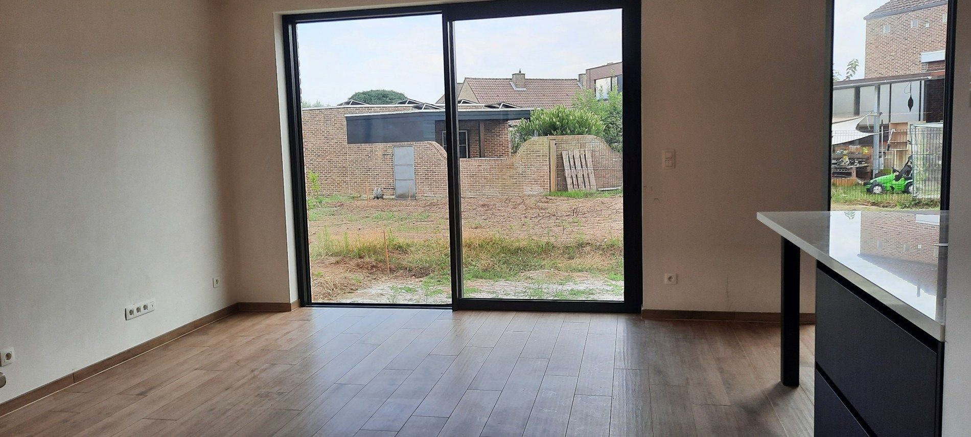 Vrijstaande nieuwbouwwoning met 3 slaapkamers, gelegen op een rustige locatie in Molenbeersel.  foto 2