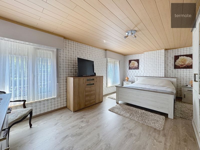 rijwoning met garage foto 16
