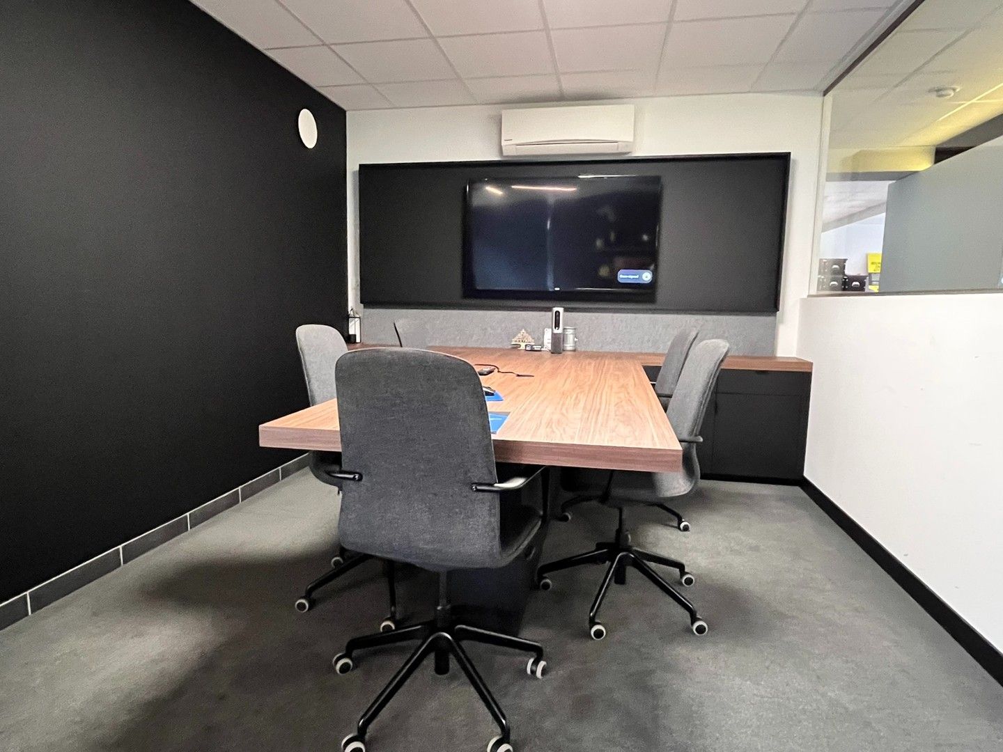 Gelijkvloers handelspand van 174 m² foto 10
