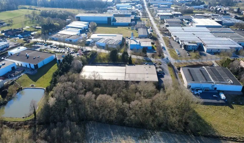 Bedrijfsgebouw met uitbreidingsmogelijkheden te koop in Ronse foto 28