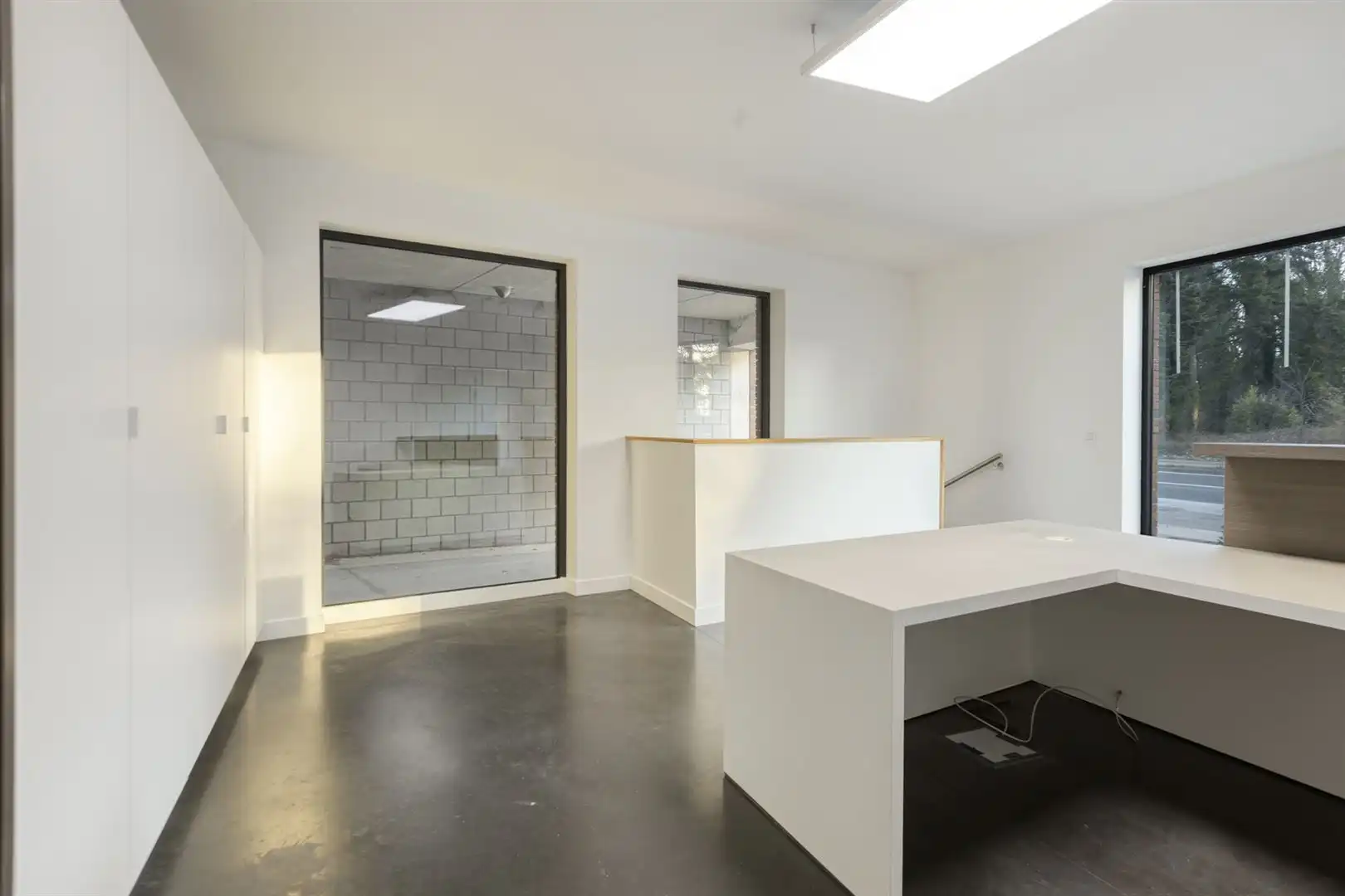 TE KOOP: Modern kantoor op gunstige locatie te Houthalen! foto 11