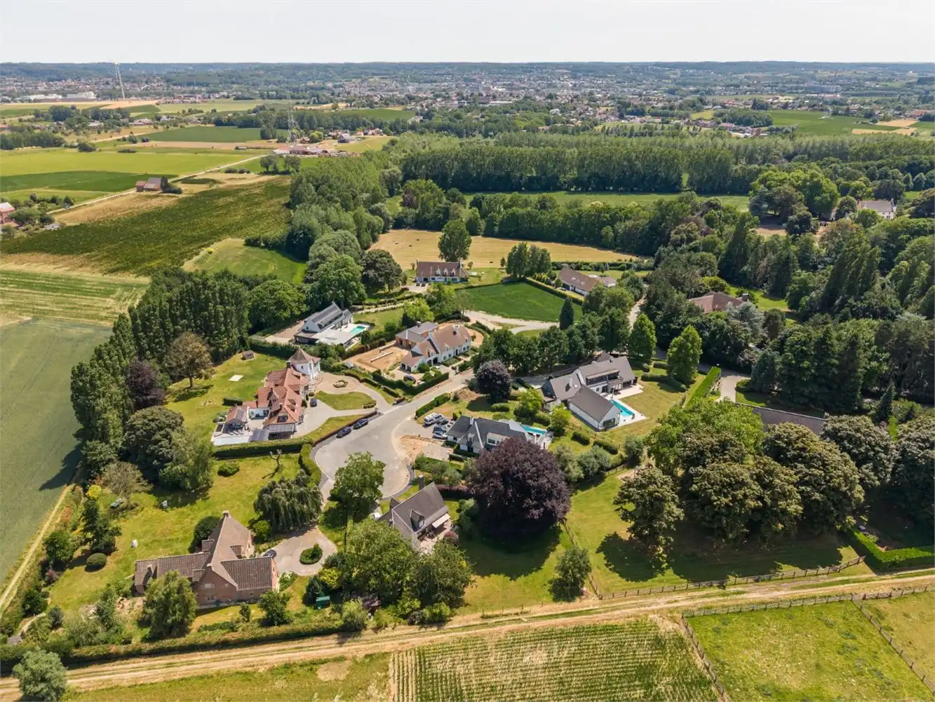 PRACHTIGE LUXEVILLA VERSCHOLEN IN HET PRIVÉDOMEIN ‘VLIERINGENPARK’ foto 9