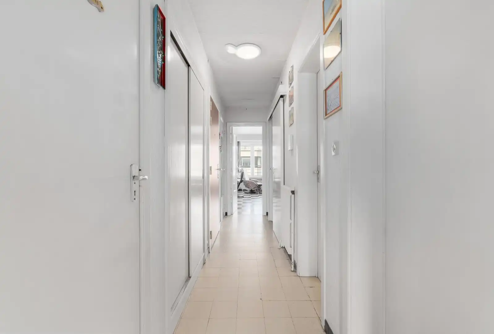 Gemeubeld 2-slaapkamerappartement met zijdelings zeezicht foto 8