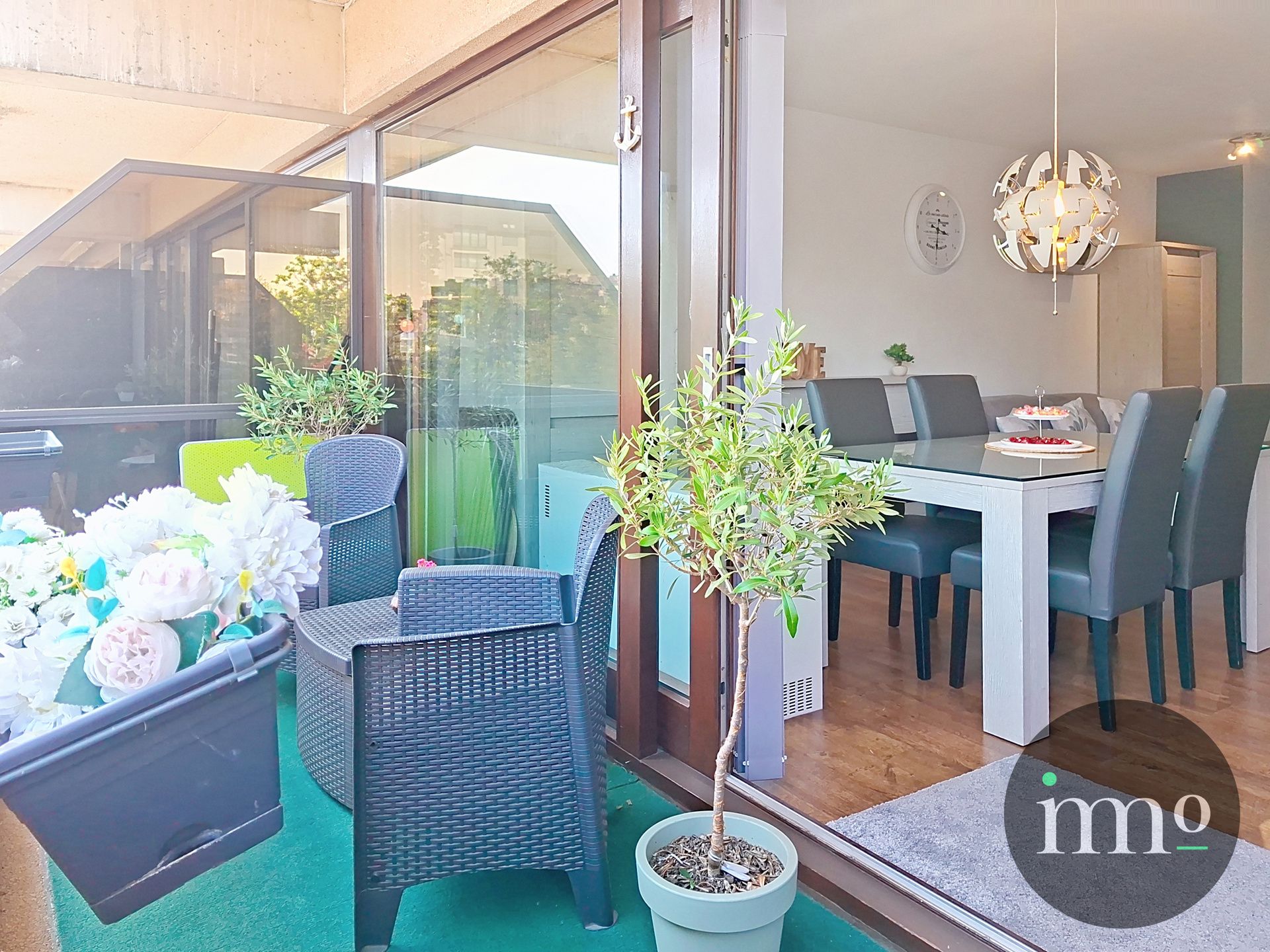 Instapklaar 1-slaapkamerappartement met zonnig terras foto 3