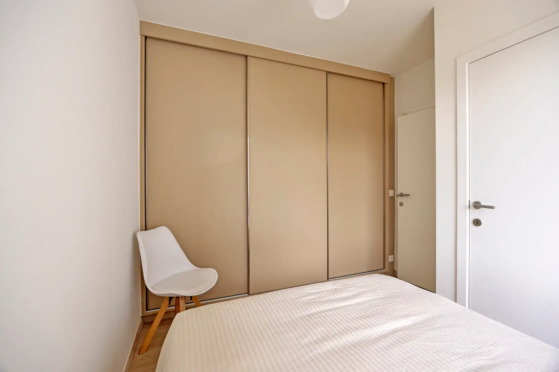 Appartement met 3 slaapkamers, 2 badkamers en staanplaats foto 13