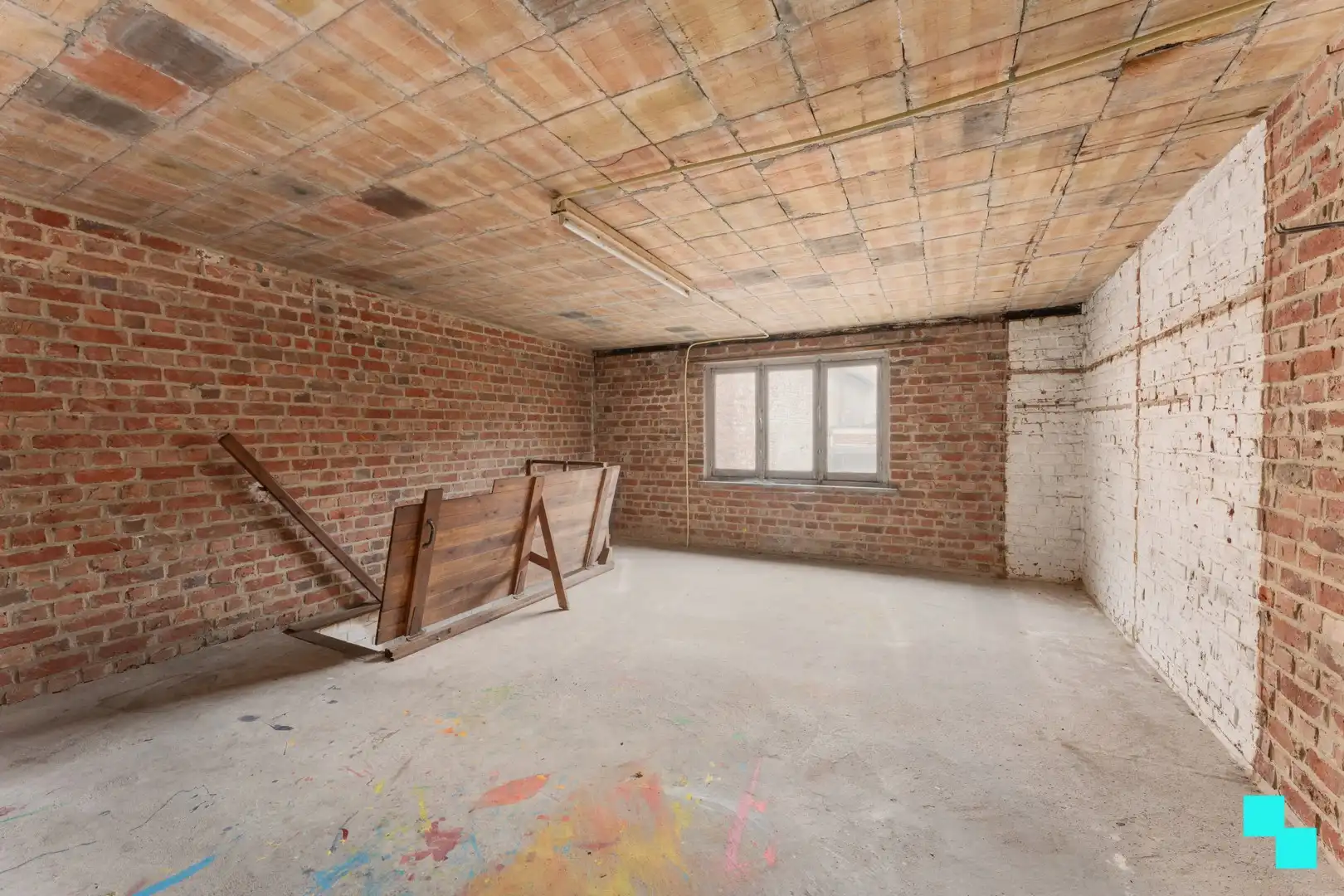 Karaktervol handelspand met woonst - centrum Roeselare foto 24