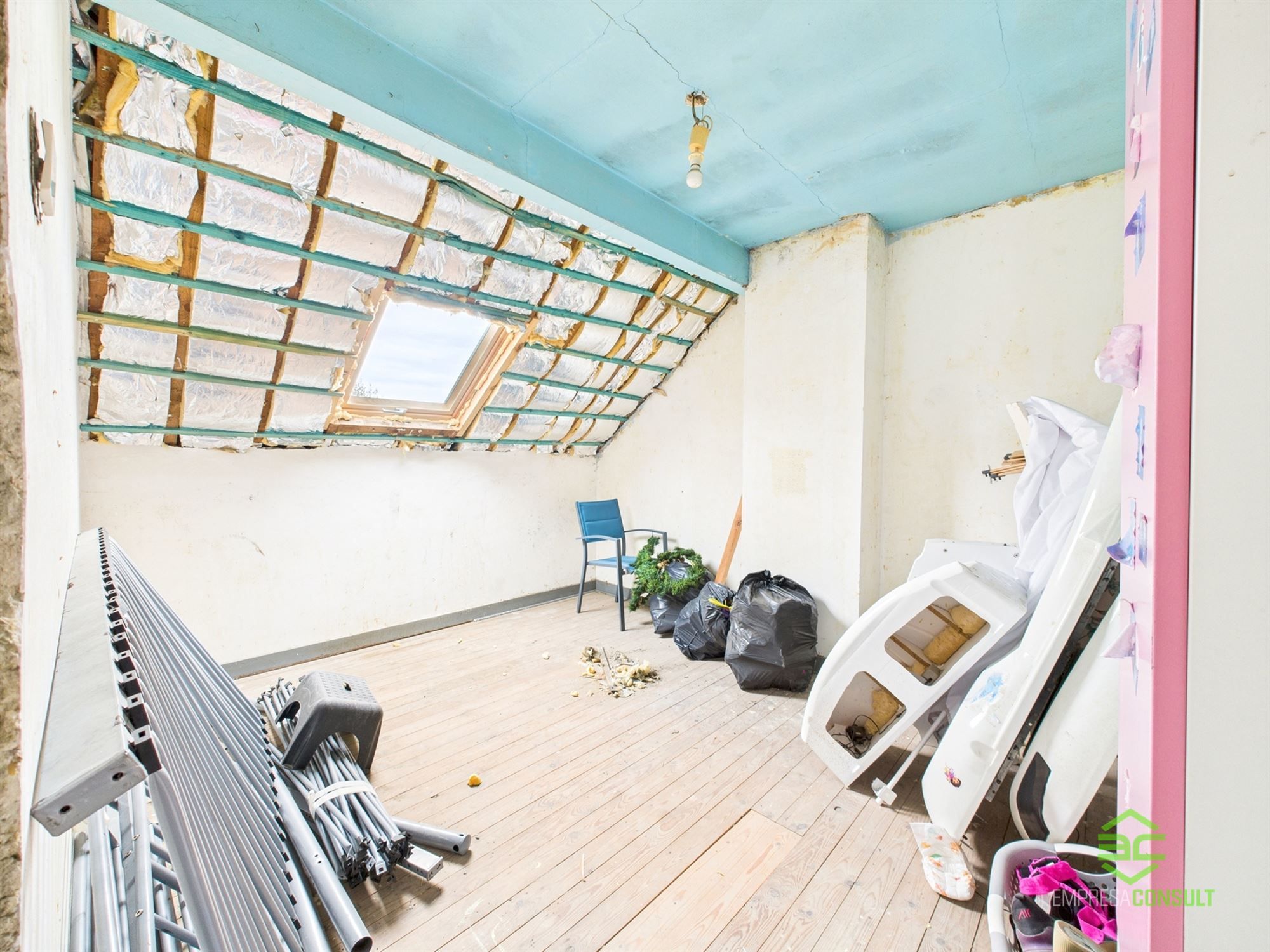 Ruime gezinswoning met 4 slpk in Ezemaal! foto 14