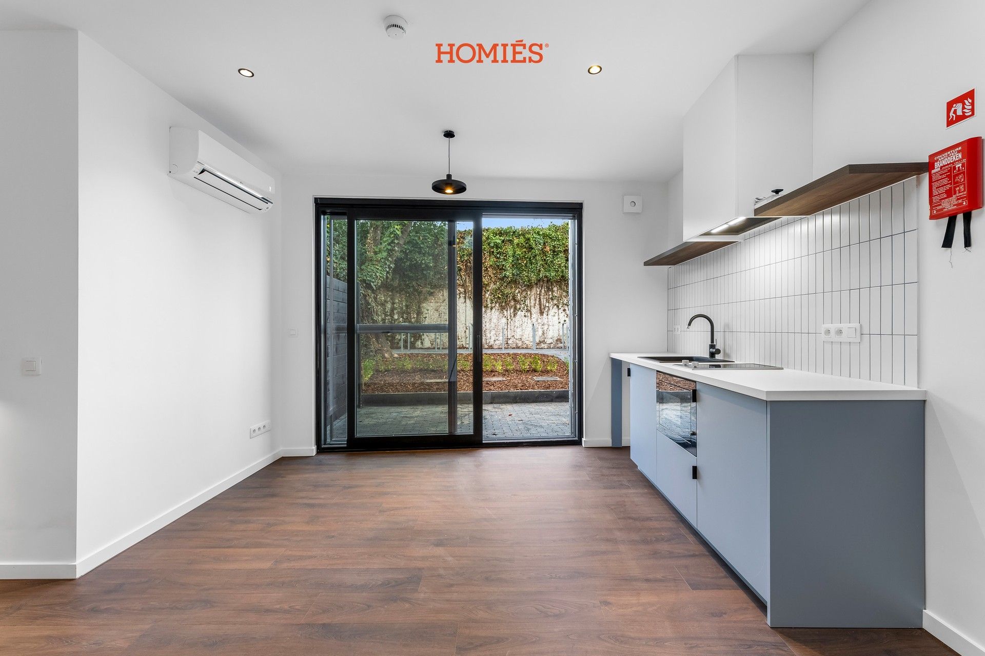 High-end studio (Label A) met privatief terras foto 4