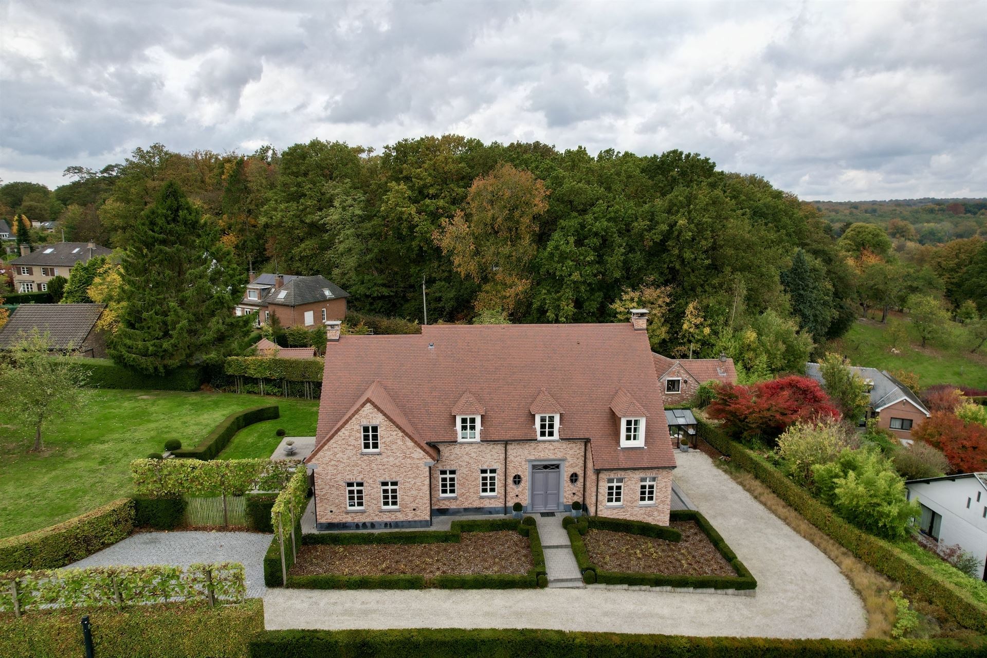 Prachtige, elegante villa op rustige locatie foto 3