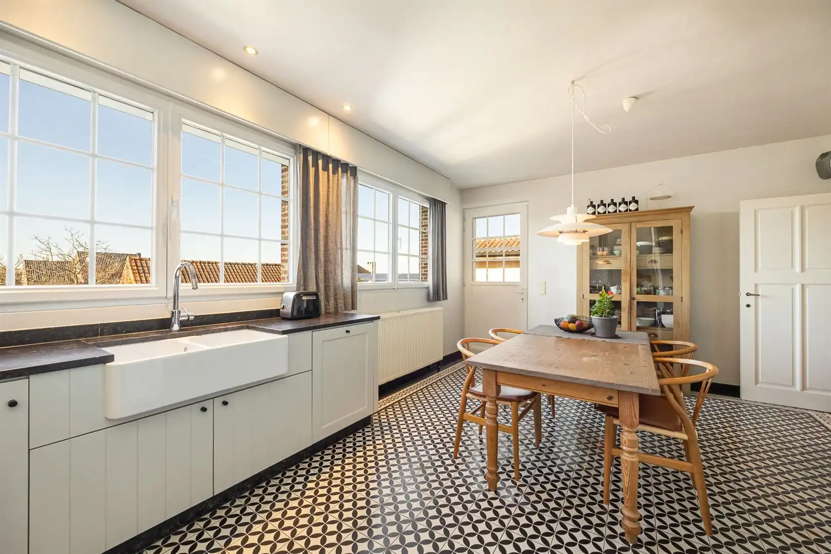 Woning met praktijk, bijgebouw en tuin in Beerzel-dorp! foto 9