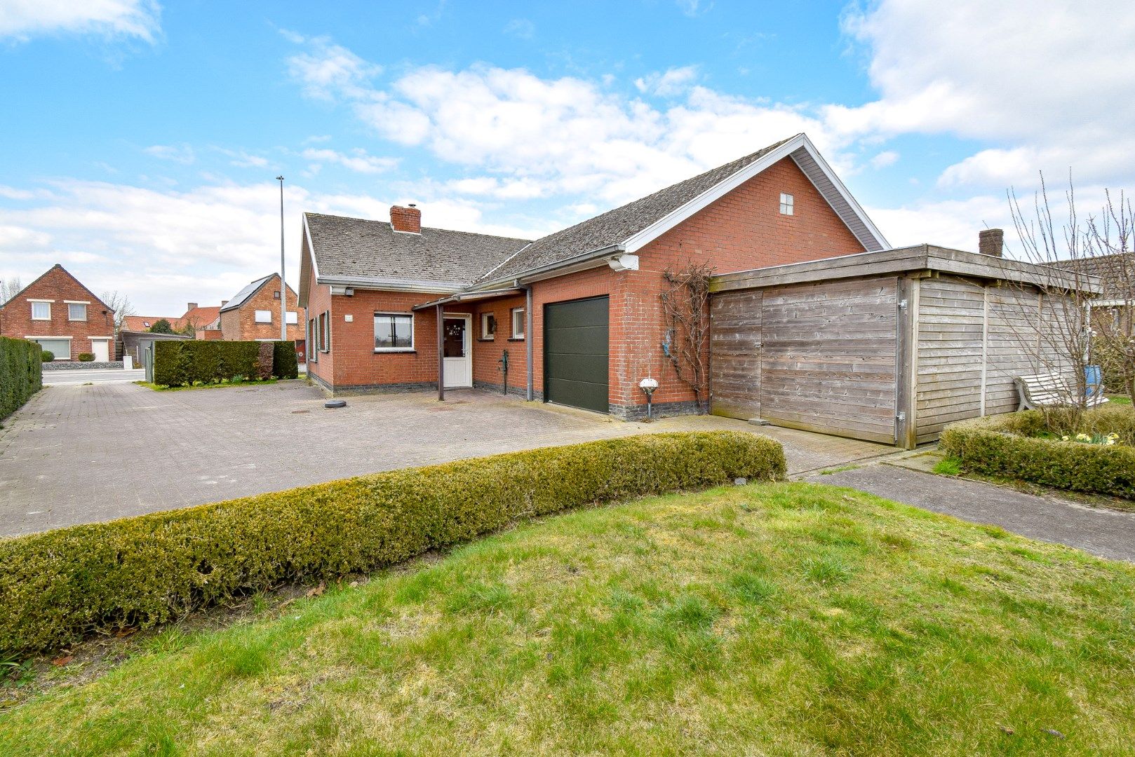 Landelijk gelegen bungalow op 867 m² met prachtig verzicht te Koekelare foto 4