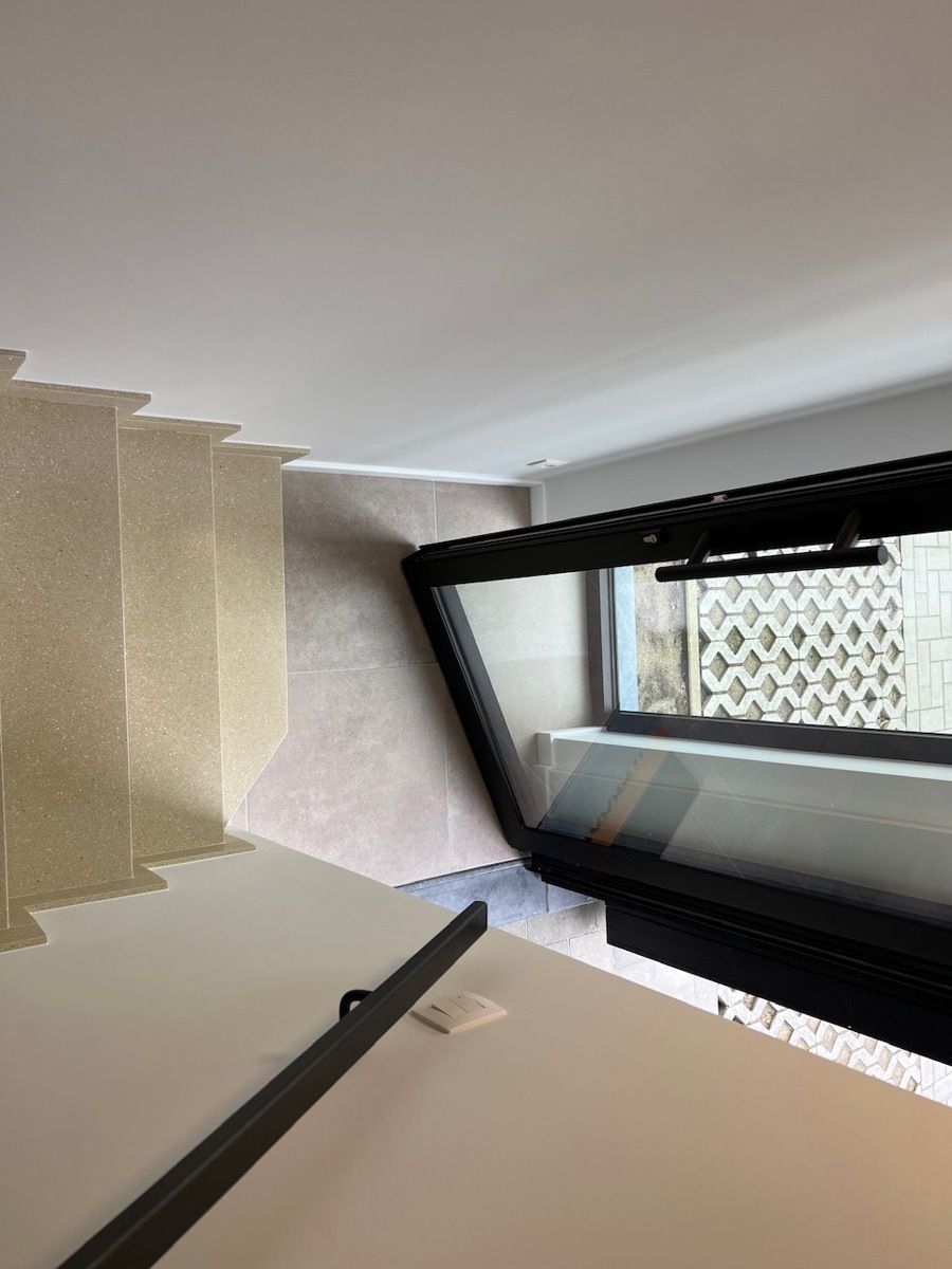 App (2023) met 2 slpk, groot terras (60m²) en carport foto 4