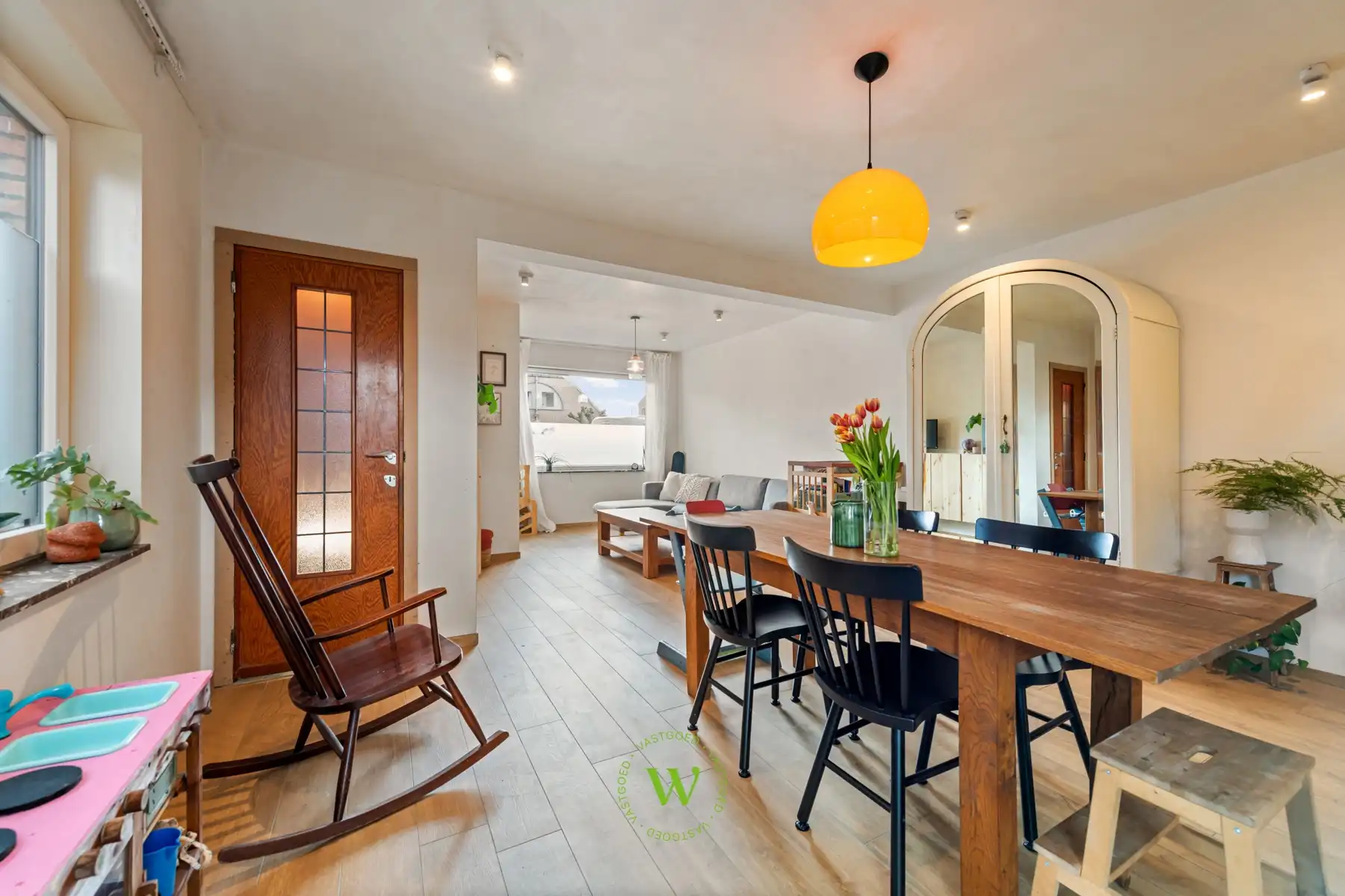 Karaktervolle, gerenoveerde halfopen woning met label B. foto 8