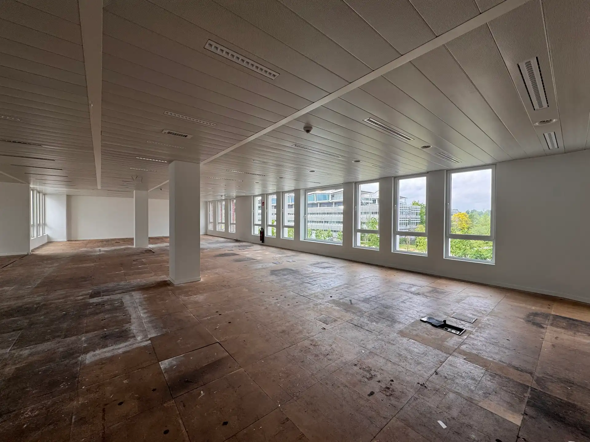 NIEUW ZUID - Moderne kantoren te huur te Antwerpen foto 4
