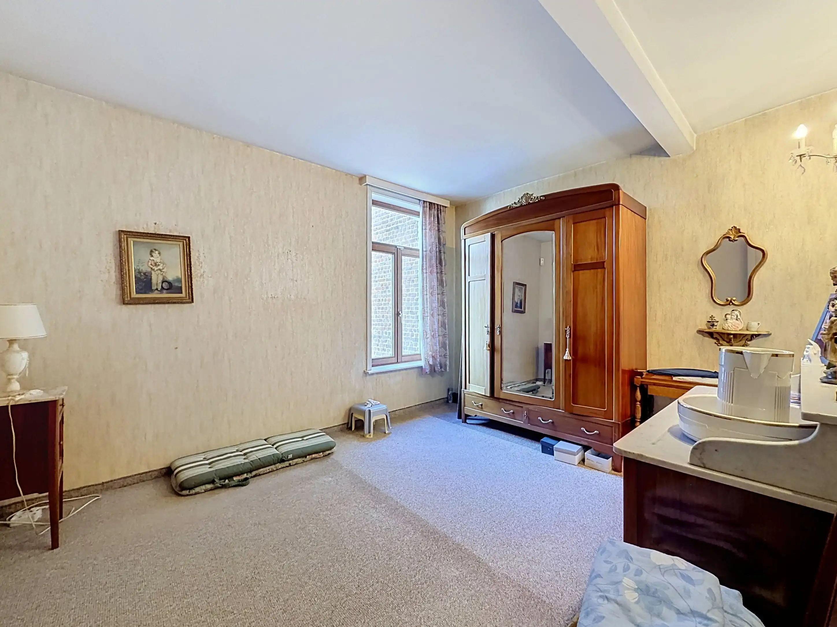 Te koop: Ruime woning met mogelijkheid tot 4 slaapkamers en tuin in Marke! foto 13
