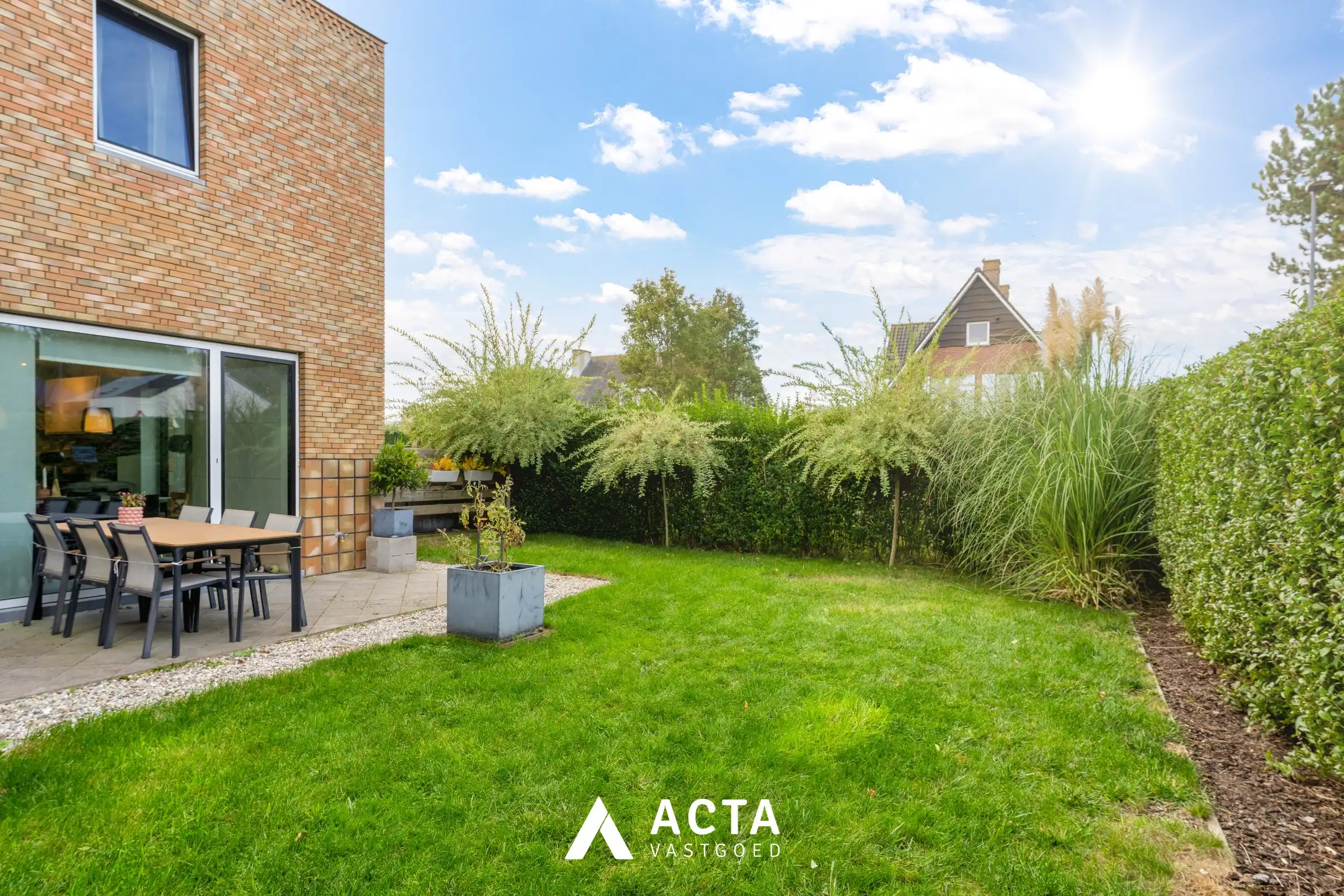 Instapklare halfopen gezinswoning in Baanhof in Oostende foto 22