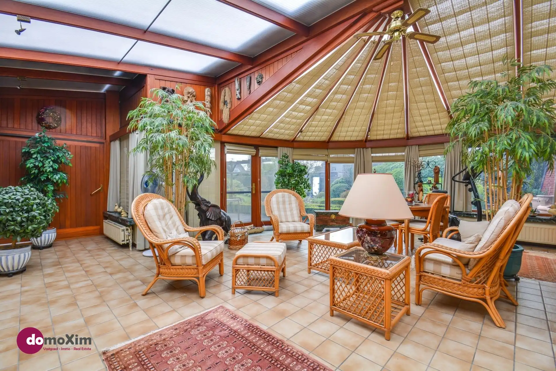 Statige villa met 3 slaapkamers op een ruim perceel in Hever foto 8