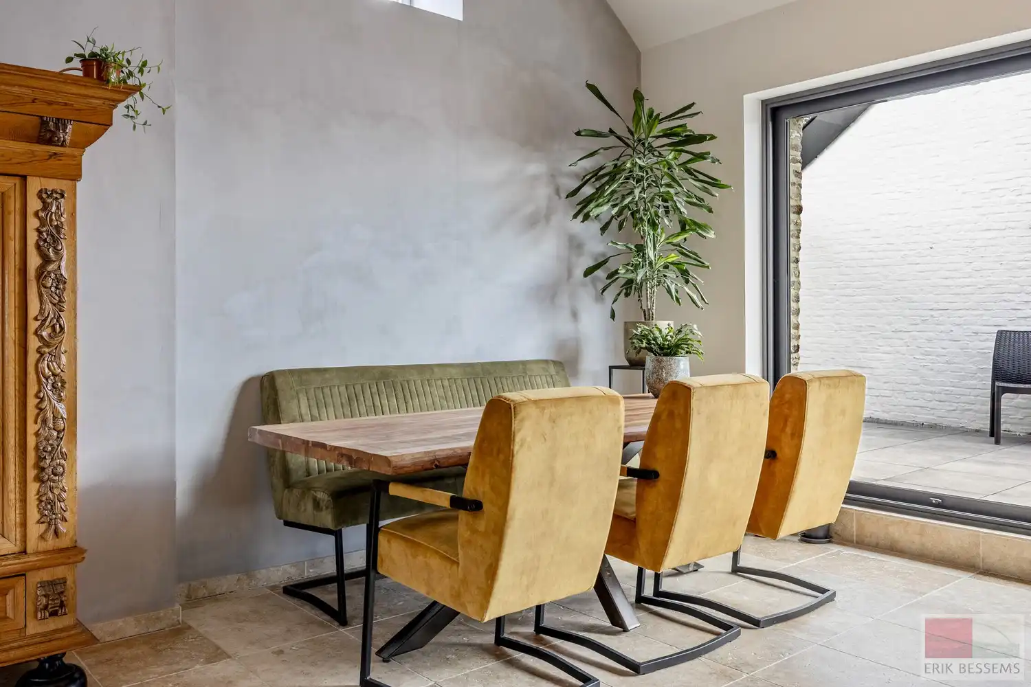 Unieke loft-appartement aan de Oude Kerkstraat 55 in Dilsen-Stokkem foto 10