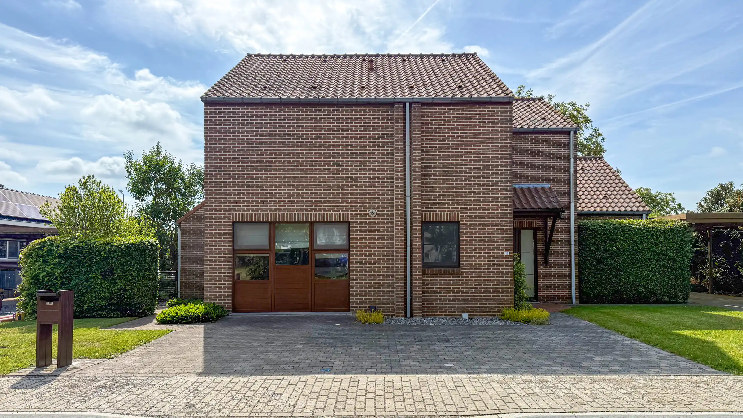 Ruime gezinswoning met grote tuin, 4 slpks en praktijkruimte! foto 49