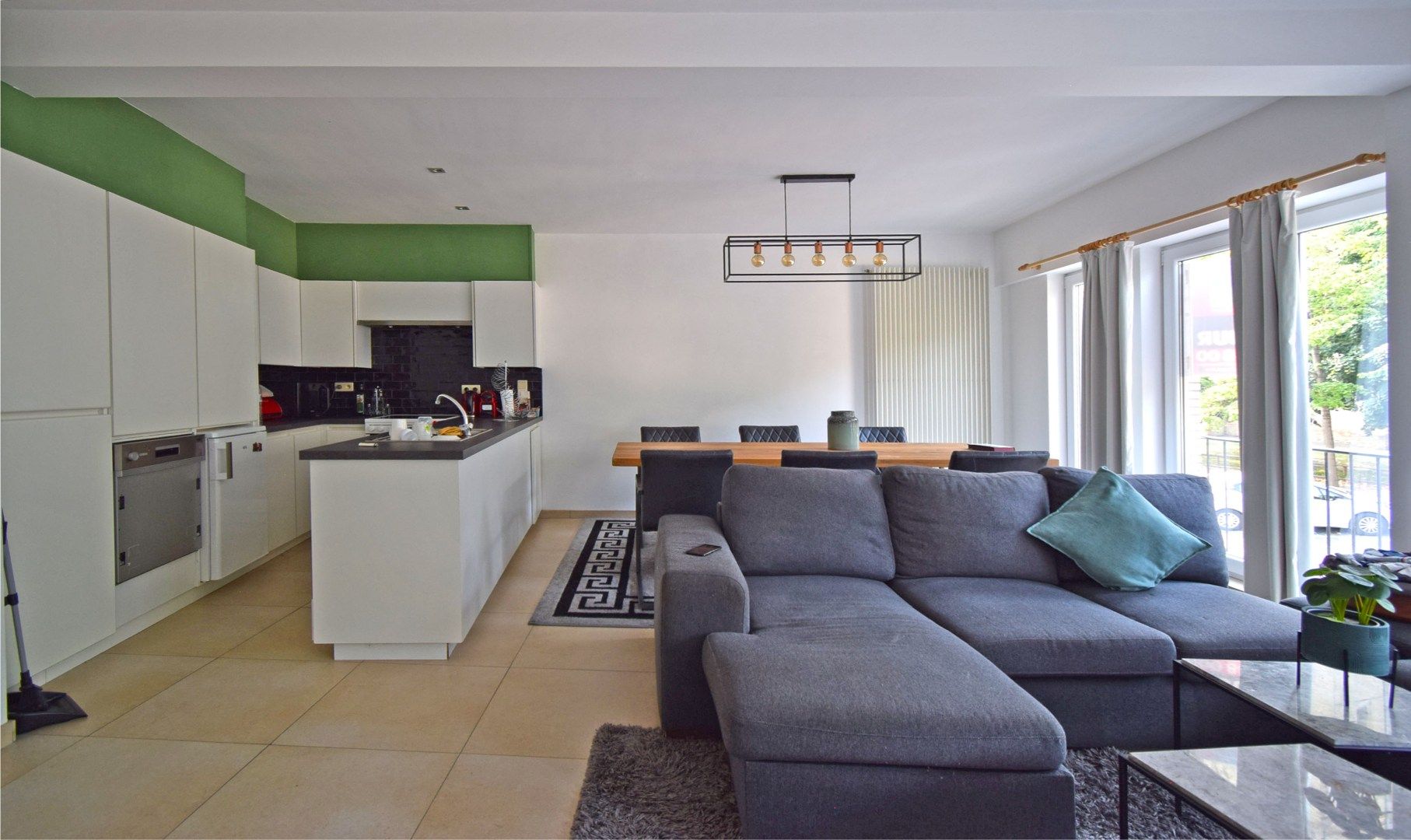 RUIM INSTAPKLAAR 3 SLAAPKAMER APPARTEMENT foto 3