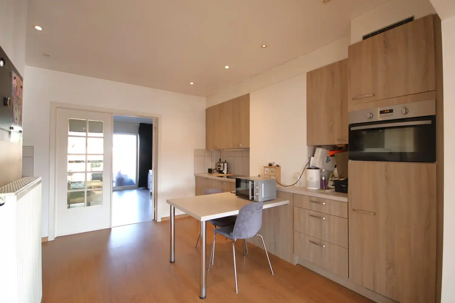 Modern en lichtrijk appartement met 2 slaapkamers en terras foto 3
